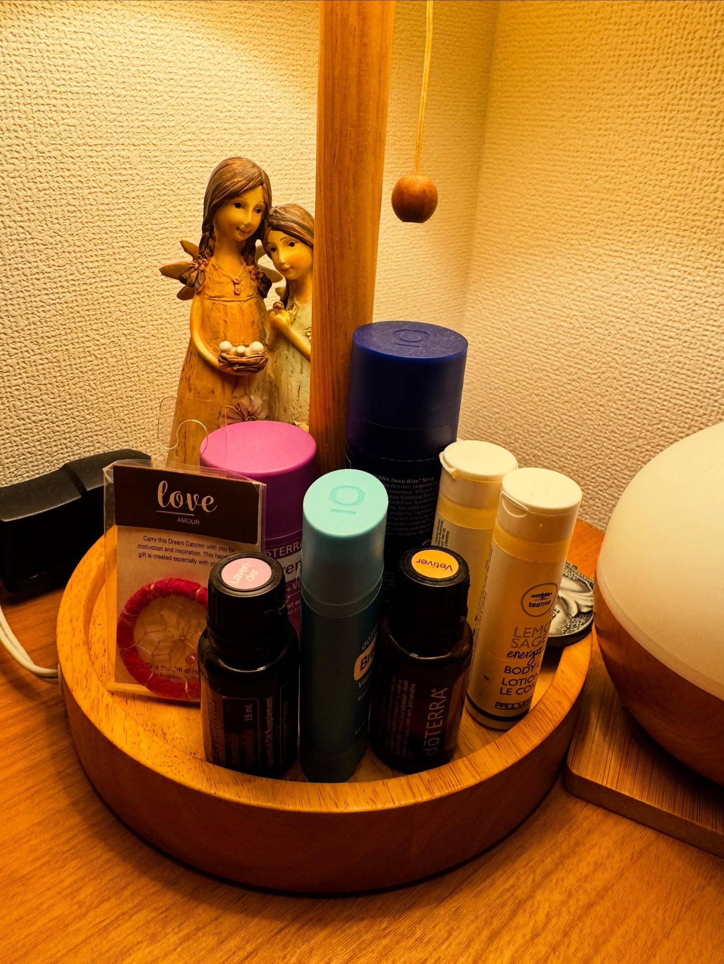 “Twelve Days of Christmas” 10/12: Holistic Remedies
The evenings are when I unwind.
Lights down. Noise lowered.
A slow, grounding nighttime ritual that helps my mind breathe again.
-Legs up the wall
-Mindfulness meditation
-Deep breaths
-Diffusing essential oils
-Red light
What part of your night routine brings you calm?
#twelvedaysofchristmas #nightroutine #calm #tasteoflife #sevenpillars