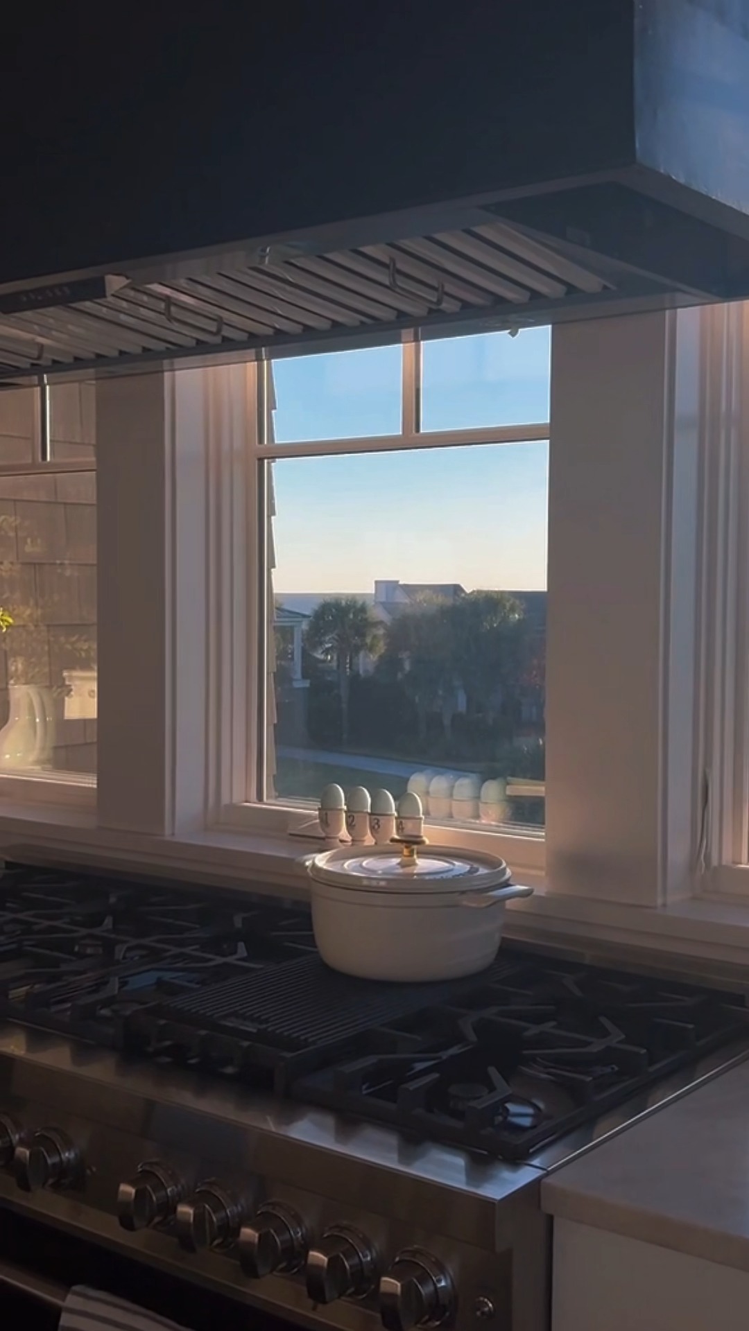 A serene coastal escape designed for slow mornings, soft light, and everyday luxury. This home balances craftsmanship, comfort, and the natural beauty of Seabrook Island — creating a space that feels both elevated and effortless.
Welcome to coastal living, reimagined.
#CopeGrandHomes #SeabrookIsland #HomeTour #CoastalLuxury #LowcountryLiving #CharlestonBuilder #CustomHomeBuilder #LuxuryHomes #CoastalHomes #DesignBuild #InteriorDesignInspo #LuxuryLiving #CharlestonSC #SouthCarolinaHomes #GrandExperience