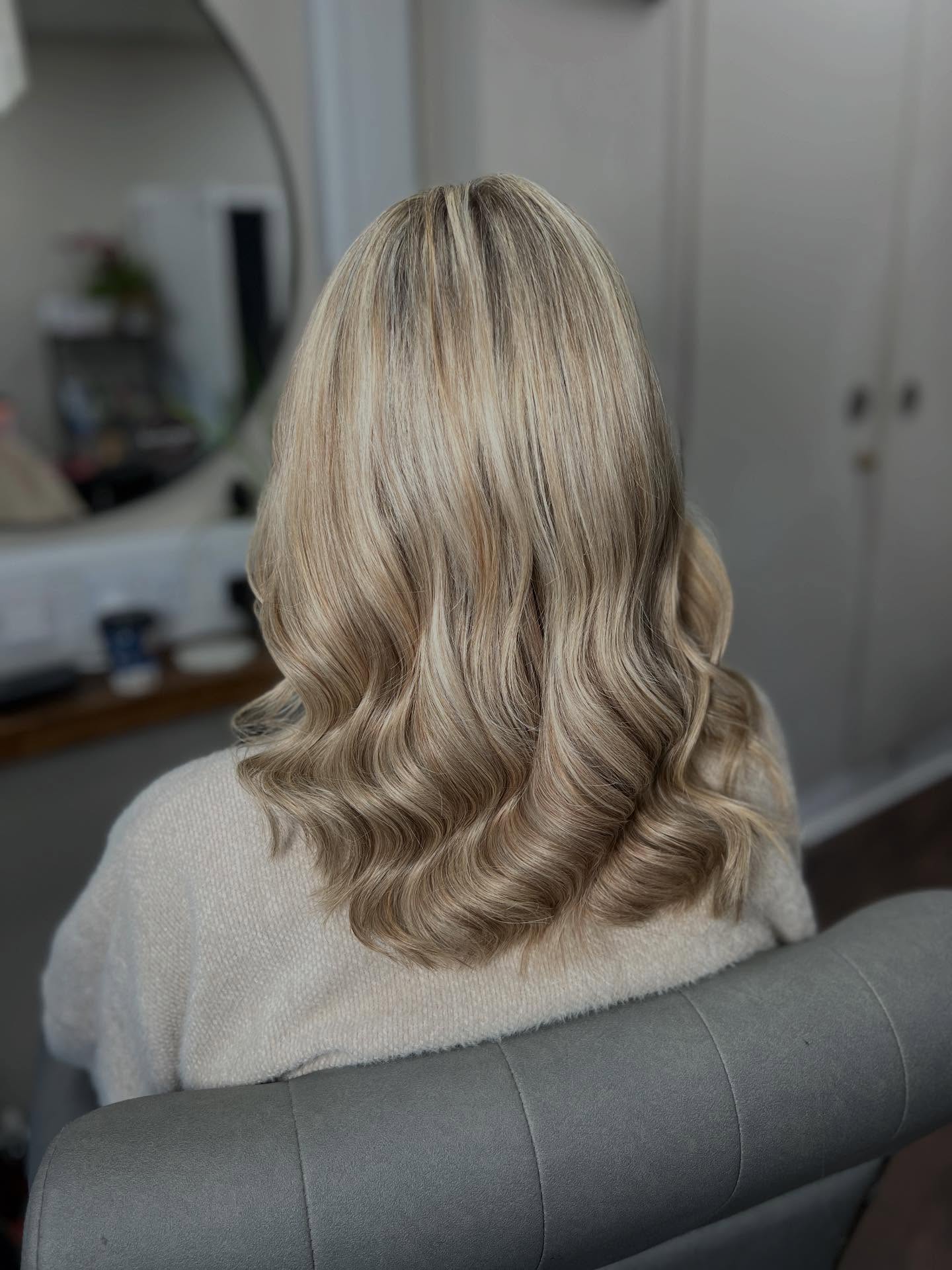 ❄️
#remicachet #hairextensions #awardwinning