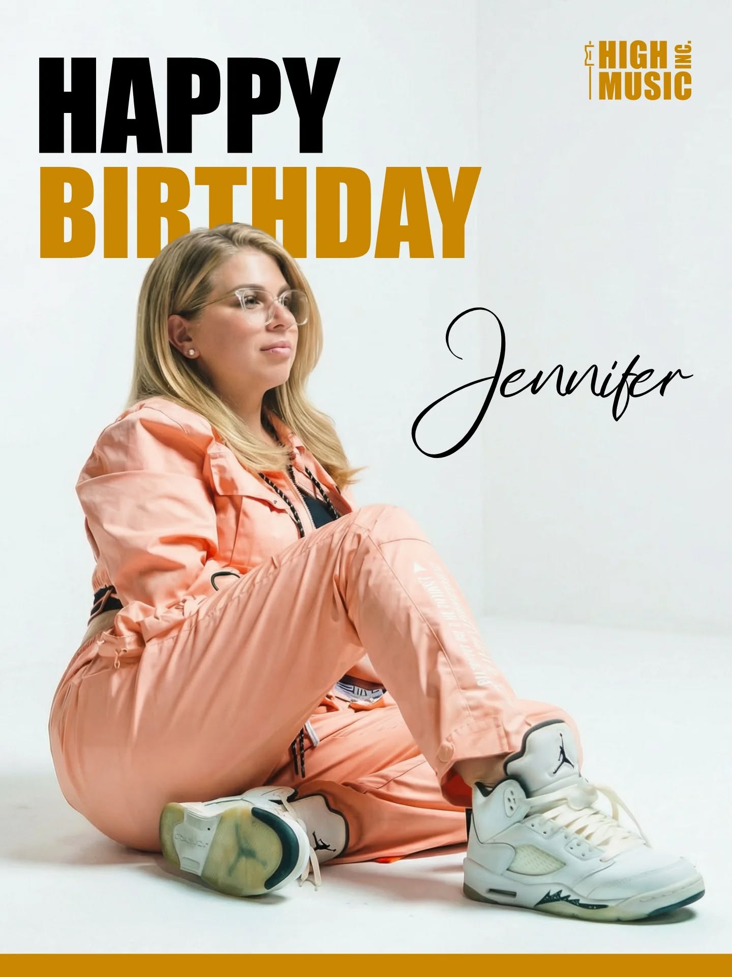 🎉 Happy Birthday, @jennifer.mtnez
Desde la familia High Music Inc. te celebramos hoy y siempre 💛
Gracias por tu energía, tu visión y todo el corazón que le pones a cada proyecto.
Que este nuevo año venga con mucha música, sonrisas y sueños cumplidos 🎶✨
🖤🎧🎂
#happybirthday❤️
