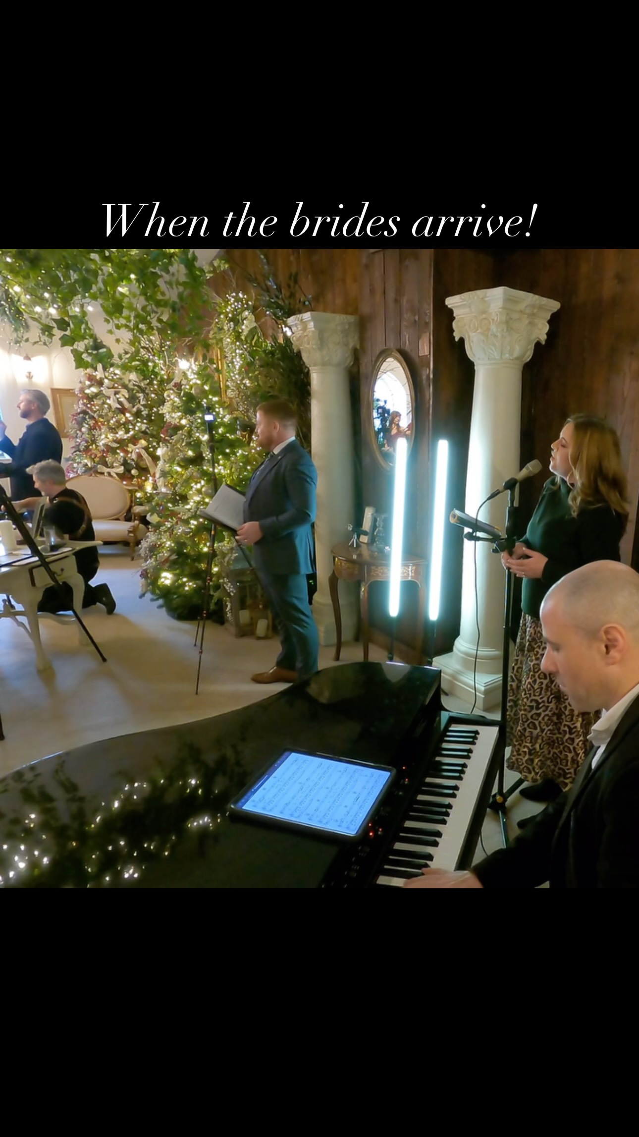 One of those moments that makes the whole room pause!
#weddingceremony
#weddingsinger
#darvercastle
#weddingmusicireland
#irishwedding