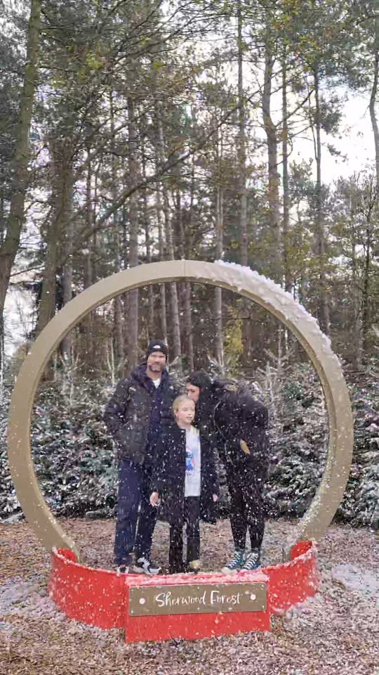 This is the reason why I do what I do. And I will be forever grateful. ☺️
I just want to say a huge thank you to all of my clients, past and present.
I’m genuinely grateful to everyone who has booked me this year and next already. Being welcomed into your space is something I never take for granted, and it really does mean a lot when people are so kind, friendly, and accommodating while I’m working.
A special thank you as well to those who take the time to leave reviews and recommend me to others. Your words, support, and feedback make a real difference and help my business more than you might realise.
I’m very proud of the work I do, but it’s the people I work for that make the job so rewarding. Thank you for the trust, the encouragement, and the continued support, it’s truly appreciated.
Wishing you and your families a very Merry Christmas and a happy, healthy New Year, from my family to yours! 🎄