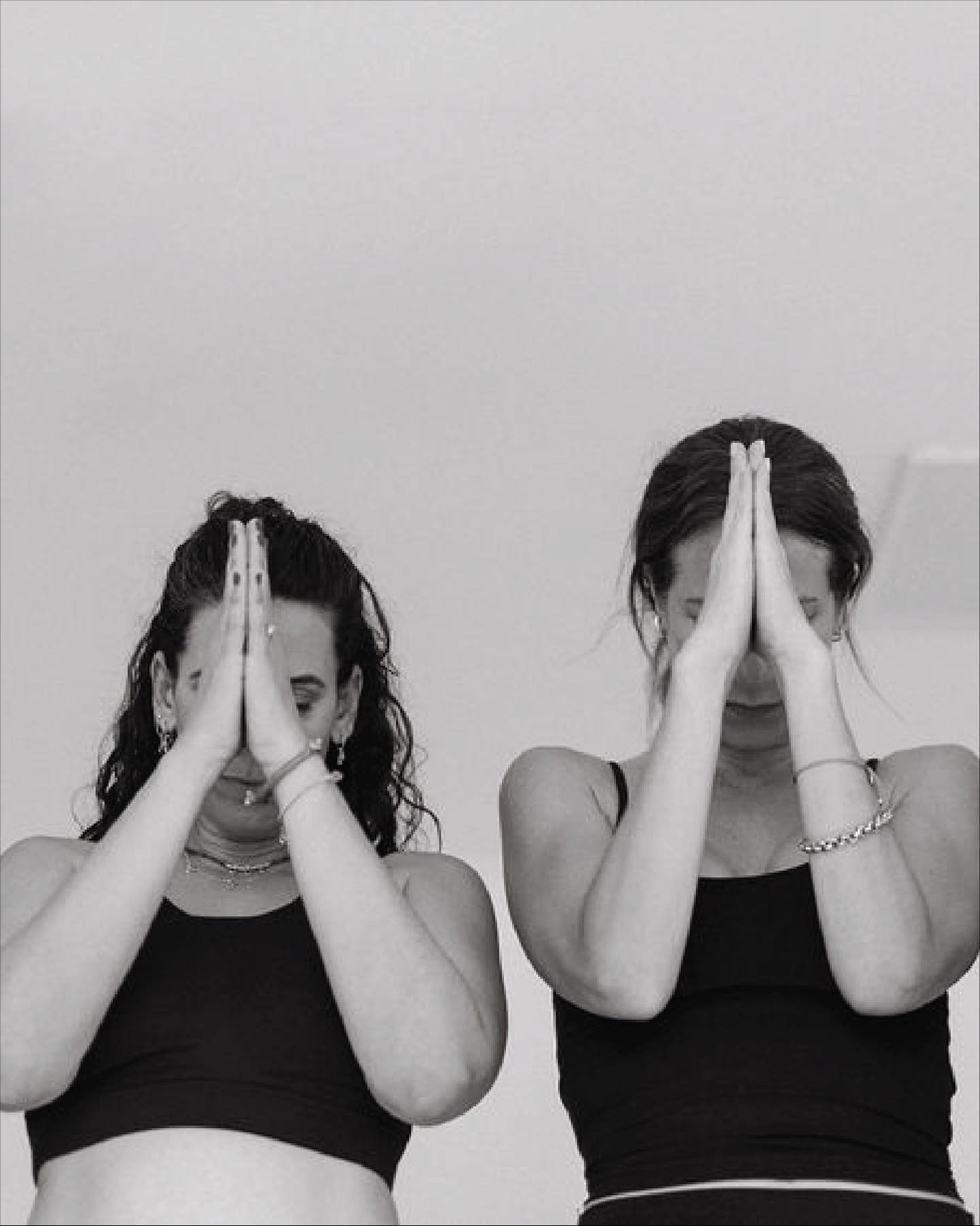 We believe in connecting mind, body, and breath to find your strength and calm. Step off the busy street and into your peaceful practice🙏
Join us on the mat ~ your beautiful studio in Vaucluse.
#vaucluse #sydneyyoga #sydneyeasternsuburbs