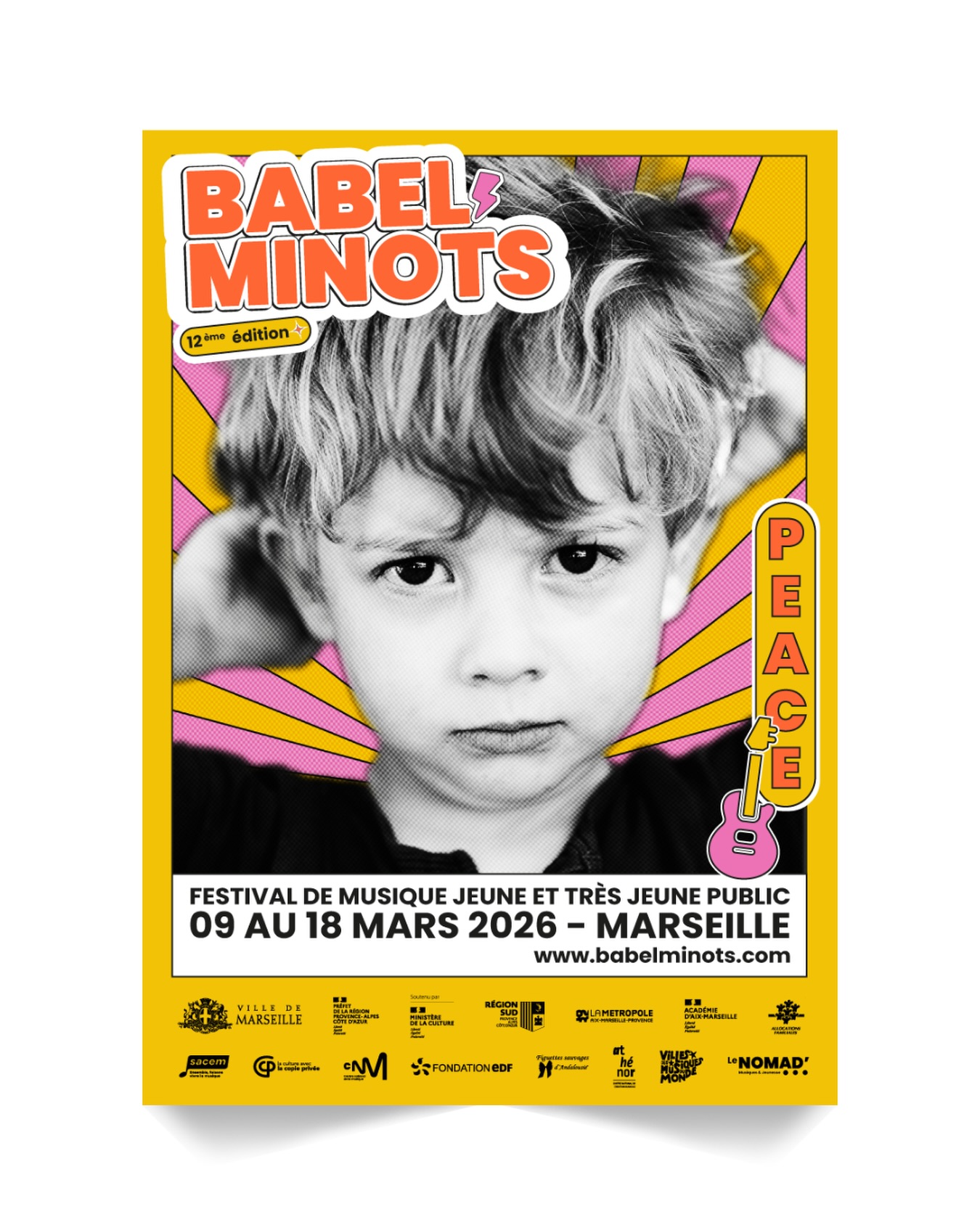Babel Minots 2026 ✨
On est super contents de vous dévoiler l’affiche de la 12ème édition, avec une inspiration plus subtile cette année, aurez-vous la ref ? 🧐
Le festival de vos minots revient du 09 au 18 mars 2026 pour les tout-petits mais aussi les plus grands ! 🙌
On vous dévoile toute la programmation dès la rentrée avec l’ouverture des réservations le 6 janvier à 12h pour le tout public et les scolaires, soyez au rendez-vous pour bien commencer l’année ! 🥳
🧡 ouverture de la billetterie le 6 janvier sur www.babelminots.com
📸 @bubuphotographe
et merci à notre nouvelle égérie Matias 😉