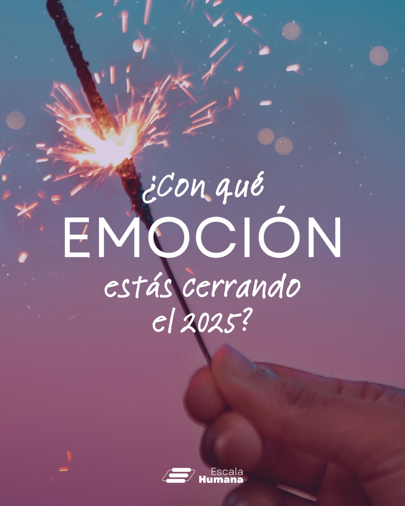 Diciembre no solo cierra proyectos. También cierra emociones.
😌 Es el mes donde muchas de las tensiones, aprendizajes y decisiones del año se sienten con más fuerza: cansancio acumulado, orgullo por lo logrado, frustración por lo pendiente, alivio, claridad, incertidumbre o incluso calma.
💭 En consultoría vemos que la emoción con la que un líder o un equipo cierra el año predice cómo comenzará el siguiente.
Por eso, nuestra invitación es simple y profunda:
¿Puedes nombrar la emoción con la que cierras el año?
¿Puedes aceptarla sin juzgarla?
¿Puedes validarla y ver para qué te sirve?
¿Cómo podrías expresarla conscientemente?
¿Qué acción nueva puedes diseñar desde ahí?
Hacer visible la emoción con la que cierras el año no es un ejercicio personal aislado; es una herramienta de liderazgo.
💬Comenta la EMOCIÓN con la que cierras este 2025 y con la que quieres abrir el 2026. Te leemos!
#GestiónEmocional #Consultoría #Emociones #2025