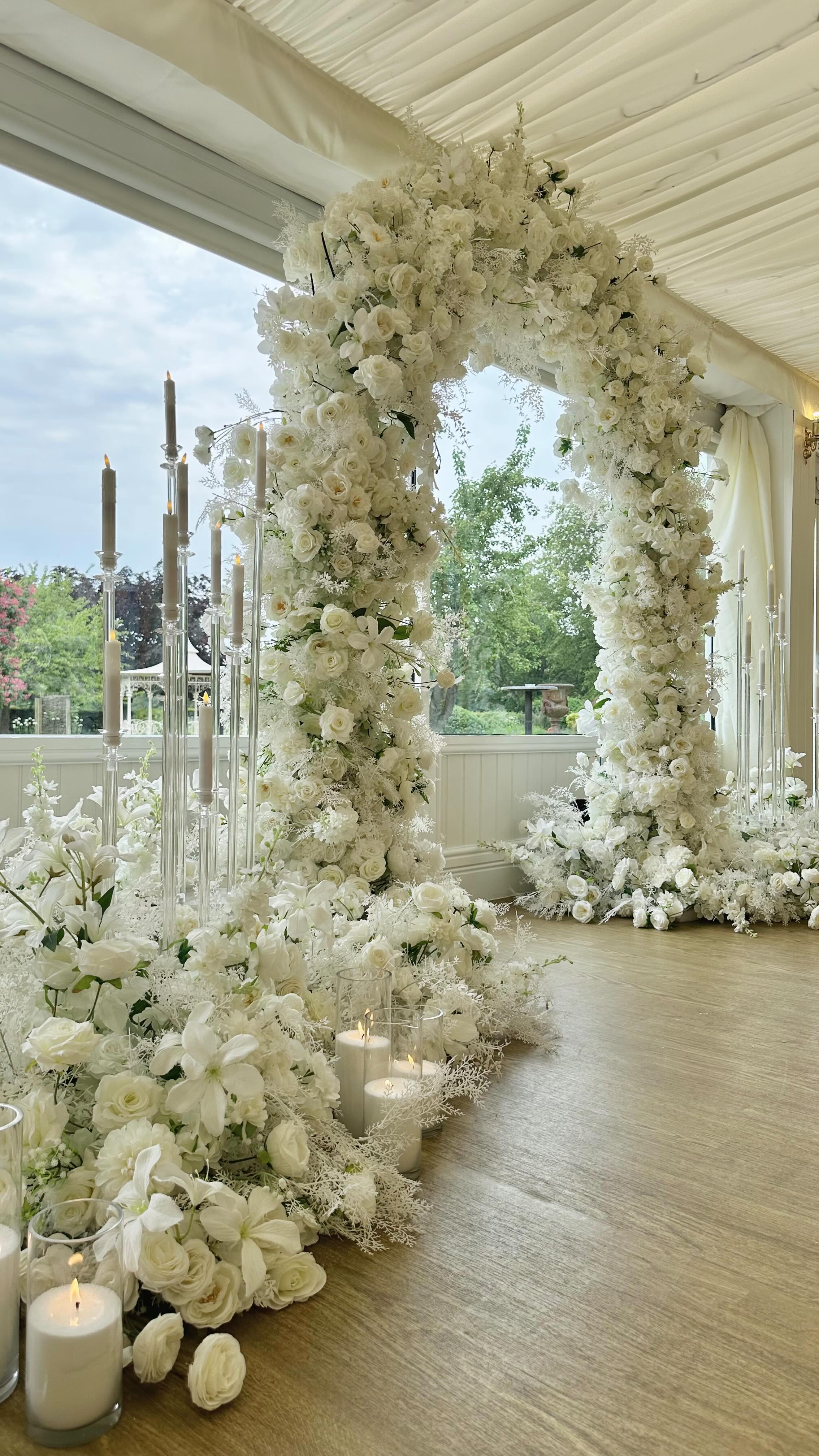 COYA & PAULO
When the arch hits from every angle🤍
The kind of ceremony backdrop that takes your breath away - our White Bliss florals created pure romance at @fennesweddings
____
Ready to bring your ceremony vision to life? Get in touch to start planning your dream wedding decor ☁️
____
#weddingdecor #ceremonydecor #essexwedding #fennesweddings #ukwedding