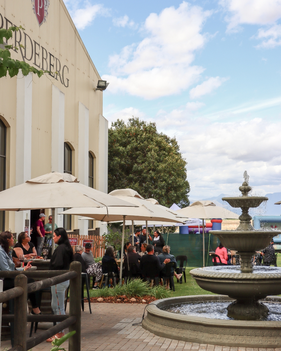 Perdeberg | Festive Family Braai
27th December
Enjoy a warm, ready-made braai feast for two with lamb chops, wors, kebabs, salads and desserts, plus kids’ boxes for the little ones.
It’s the easiest way to enjoy a festive braai without lifting a finger.
R545 per box for two - Kids under 12: R145
Bookings can be made directly via Perdeberg.
#WelcomeToOurHome #PaarlWineRoute #FamilyBraai