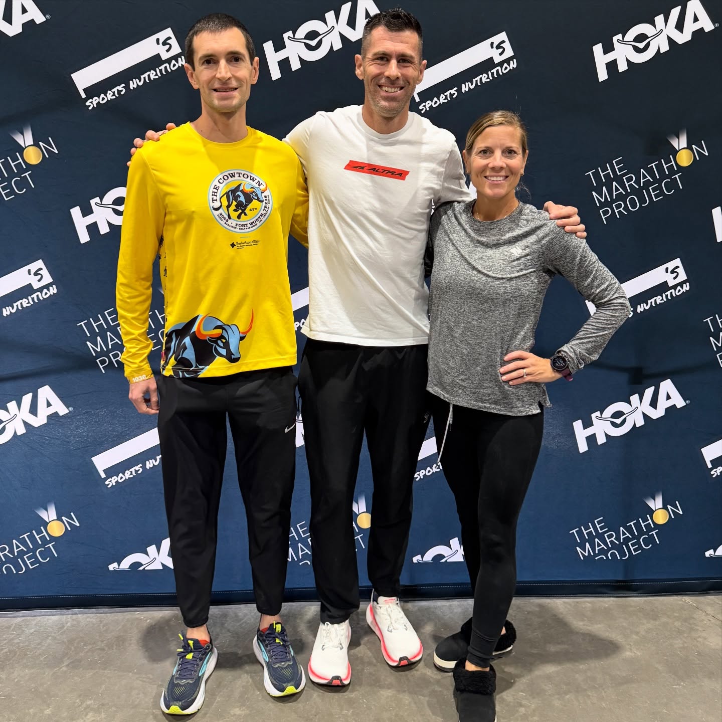 The Marathon Project Weekend!
Give it up for our athletes wrapping up a busy year of marathons for the Hardloop team. DFW runners Brent and Samantha are getting the elite treatment, complete with bottle service at, @marathonproj Gold Wave Saturday and Coach Cal @theneffpace lines up for the pro race on Sunday!
Good luck and thanks to everyone who’s trained with us this year. Reminder we have a free and open workout on Tuesday next week, Coach Cal will lead a session in preparation for the Houston Marathon and Half. See Strava Club for details.
#MarathonProject #Marathon #MarathonTraining