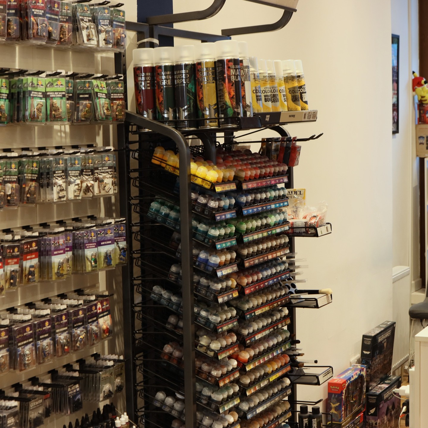 🎨 Can't have all of those models looking gray and bland on the tabletop now can you? Well the Hobby Shop has you covered with a wide range of citadel, vallejo, AK paints and more to get those armies looking top notch!
-
Pick up some primer and paints today between 11am and 3pm at the Hobby Shop!
-
#unitedbrickshobbyshopshop #castledouglas #lego #minifigures #dumfriesandgalloway #scotland #legoset #unitedbricks #warhammer #cobi #megabloks #boardgames #tradingcardgames #hobby #wargaming #miniatures