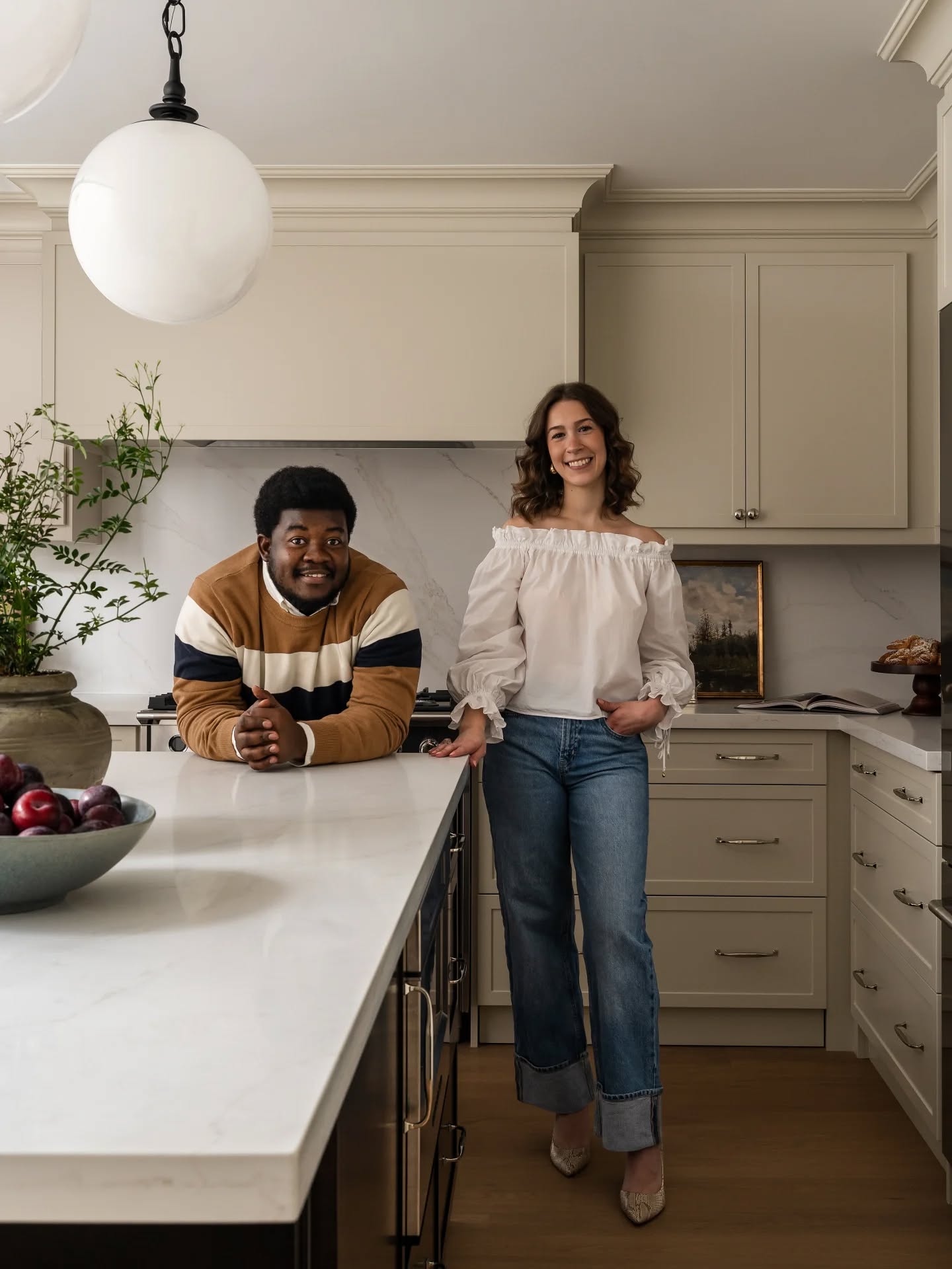 As we close the studio for the holidays, we want to thank our clients, partners, and community for an incredible year.
We’re stepping away to rest, reset, and gather inspiration. We can’t wait to share what we have planned for the new year.
If you’re considering a design or renovation project in 2026, we’d be happy to open the conversation and get you scheduled in with our incredible team!
Wishing you and your families a warm, joyful holiday season
Celeste & Mahadi
Design: @hallhudustudio
Photography: @arasimaging
📱(519) 722-3708
✉️ info@hallhudu.com
🌐www.hallhudu.com