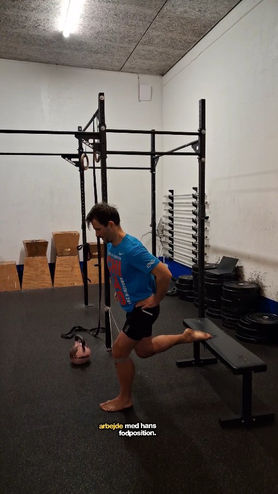 Her er et indblik fra en trænings session i dag. 🧠
Vi har inden session arbejdet med forskellige retests, for at tilpasse intensiteten, samt øvelses valget til progressionen og hvor der ligger udfordringer.
Fokus i den første del, er på biomekaniken, 🏃♂️ positionering og styresystemer, hvor vi aktivere nye mønstre, for at implimentere dem i mere komplekse bevægelser.
Herfra arbejder vi videre med at genintroducere bevægelser, skalere dem. Sætter intensitet og valget af øvelser så de er tilpasset behov, og udvikling. 💥
#biomekanik #hofte #knæ #rotation #performance #funktioneltræning #breathing #smertefri #balance #århus #nervesystem #løb #københavn #stabilitet