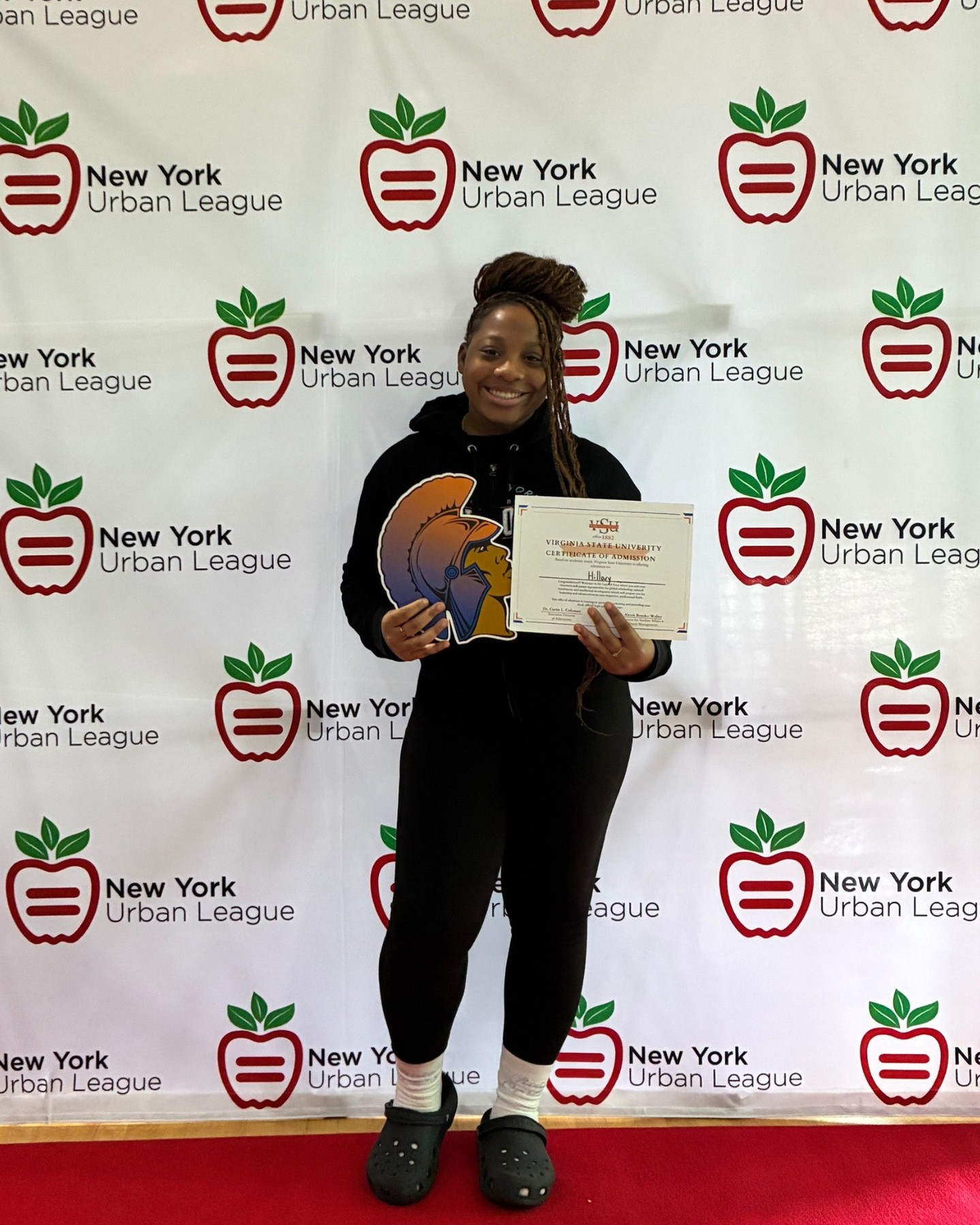 With the support of Global Kids, Hillary is driven, confident, and ready to lead — proving what’s possible when young people have the right guidance and opportunities.
Hillary, a senior at Bronxdale High School, excels academically with a 96% GPA and membership in the National Honor Society. She has taken college-level classes since freshman year and participated in programs at Harvard, Morehouse, Howard, and NYU.
Beyond academics, Hillary leads by example. She helps incoming freshmen transition through a peer-to-peer group, represents students on the Christopher Columbus Youth Council and Bronx DA Youth Council, and tutors classmates who need extra support. She also balances athletics — softball, bowling, and gymnastics — and engages with Global Kids through open houses and the Women in Sports Leadership Institute, for which she earned the Amber Sabathia WiSL Scholarship.
With your support, Global Kids helps students like Hillary build the skills, confidence, and real-world experiences they need to become changemakers in their schools, communities, and beyond. Invest in their future. Support Global Kids today. https://bit.ly/3M5xVZ3 #LeadByExample #GlobalKids