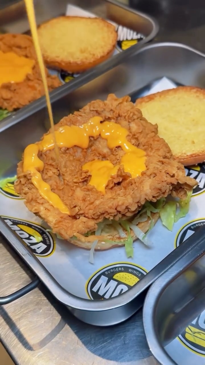 Our Chicken Cheeze has been a fan favourite since the very beginning 🤤🧀
Once you try it, you’ll know why!
Big Flavours for a BIG burger! 🍔🍟🥤
See our saved stories for our MENU and our OPENING TIMES. 🔖
Call us on 01753923379 to make an order for collection! 📞
You can also find us on UBEREATS! JUSTEAT! DELIVEROO! 📲
Located 30 seconds walk from IVER station off the Elizabeth Line!
📍2 WELLESLEY AVENUE, IVER, SL0 9AY 🚶🏽 🚗 🚲 🏍️ 🚂
#simplydelicious #burgers #halalburgers #bobsburgers #burgersuk #iver #moza #chickenburgers #chickencheese #chickencheeze #cheesey #bigburgers #mozaburgers