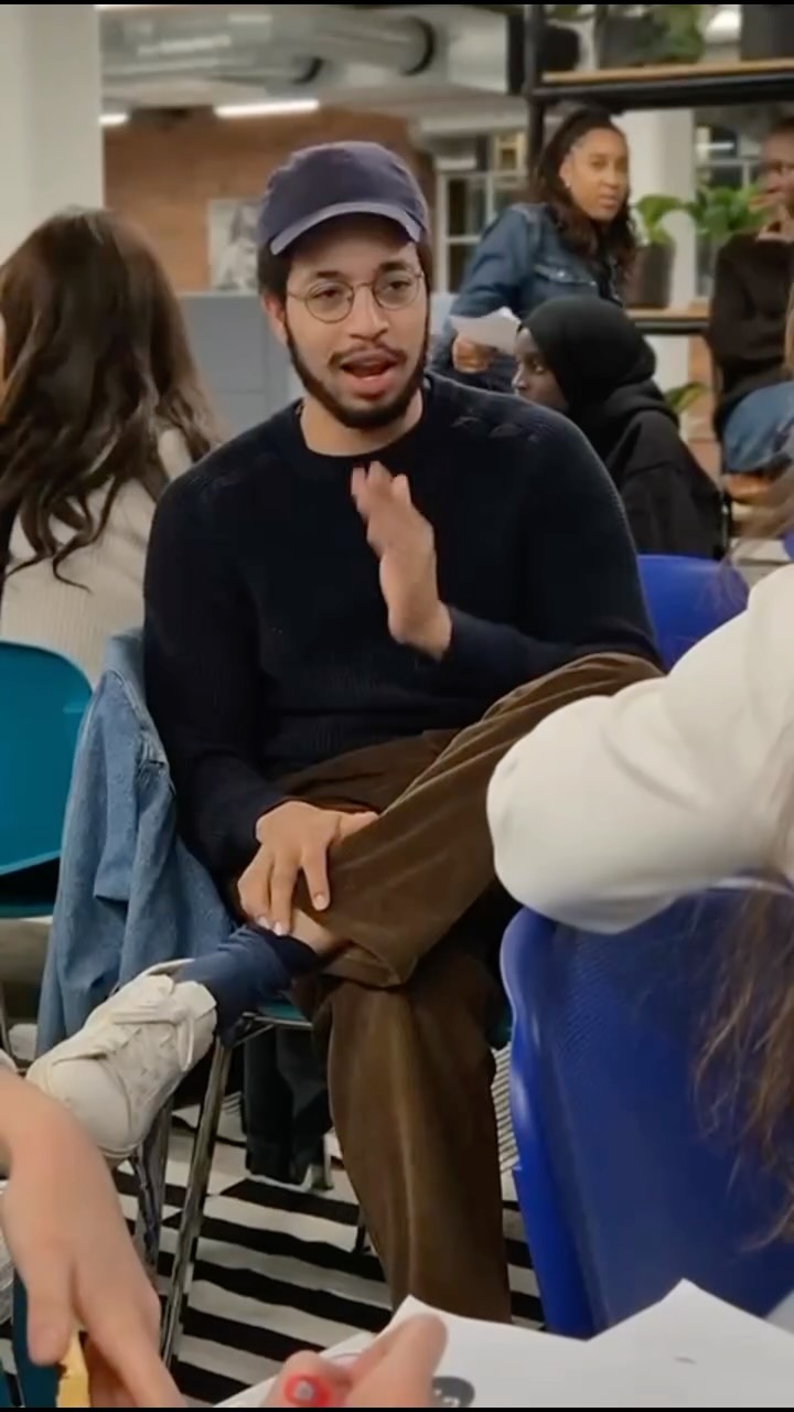 From nerves to newfound confidence.
This week on the Incubator Programme, Ricky guided the group through powerful techniques to help them believe in and own their stories.
A huge step towards confidently pitching to investors and securing funding!
#BusinessLaunchpad #IncubatorProgramme
#pitchit