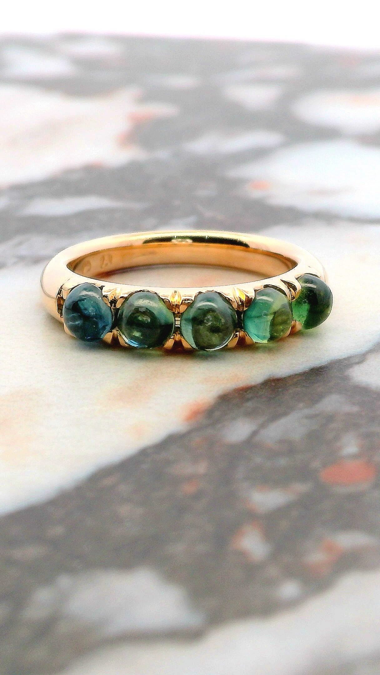 Some gifts don’t need months of planning — just a good eye for beauty. And often, the most meaningful pieces have a way of finding you exactly when they should. Explore stunning fine jewellery at our atelier and discover something unforgettable in time to treasure forever.
Visit us at Martin Rogers Jewellers…
📍 523 Glynburn Rd, Hazelwood Park SA 5066 
🎄🕰️ Fri, Sat, Mon & Tue: 9–5pm | Wed: 9–12pm
#AdelaideJewellery #MartinRogersJewellers #LuxuryGiftsAdelaide #FineJewellery #AdelaideStyle