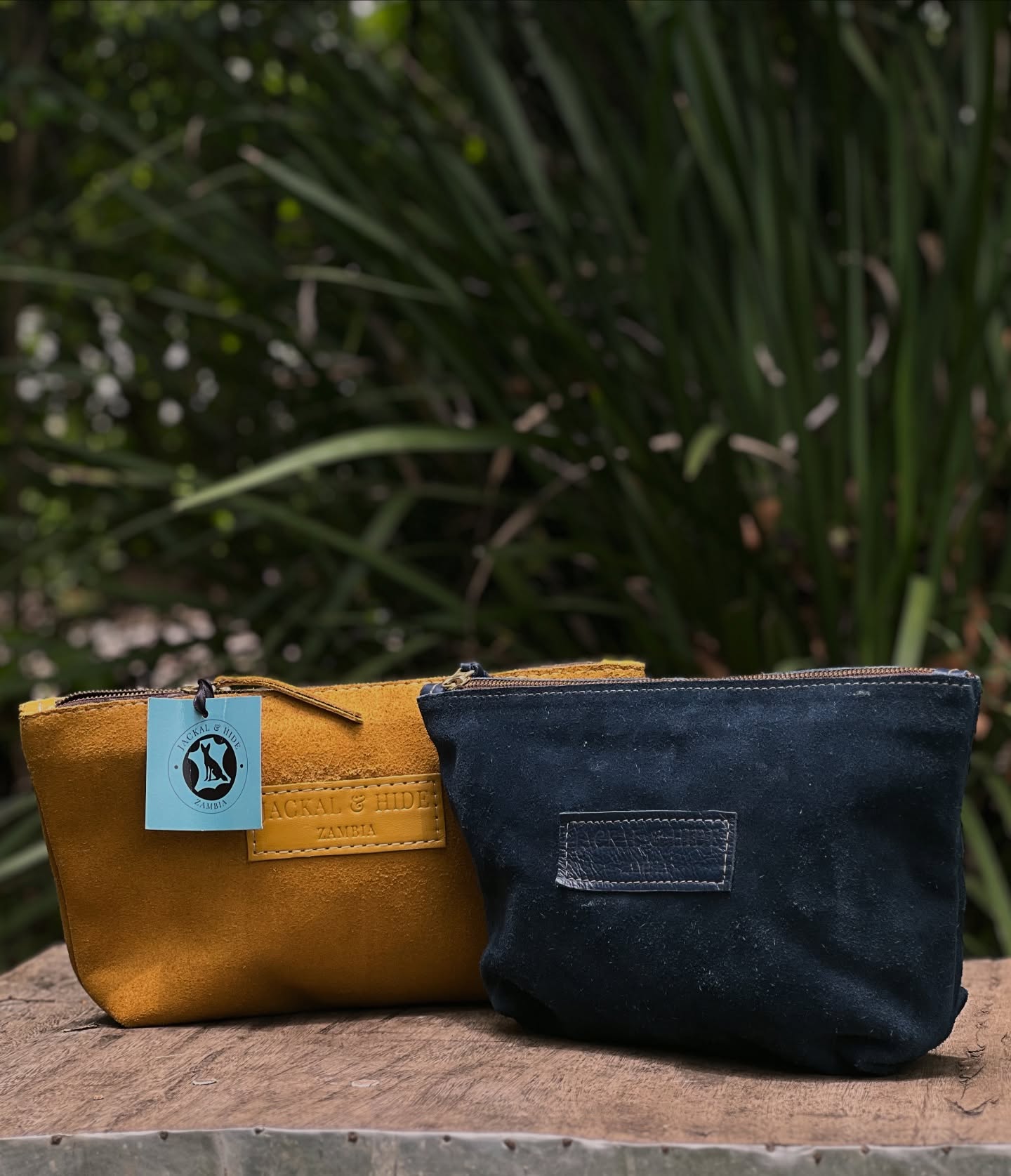 Handcrafted suede purses by Jackal & Hide, designed for everyday use. Practical, well-made pieces that only get better with time.
#jackalandhide_zambia #locallymade #leatherware #suede #everydayessentials