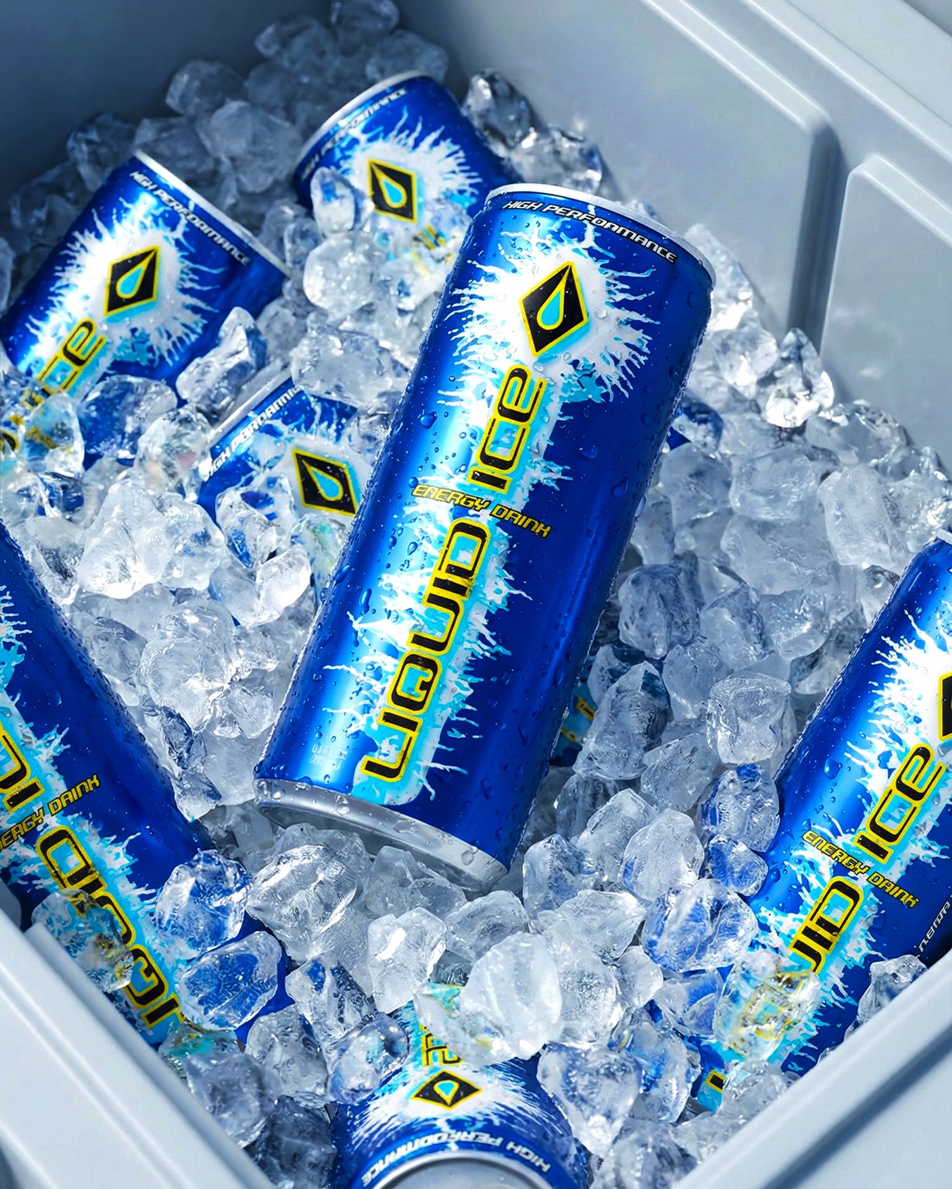 Got a holiday party that needs a boost? 🎄⚡️
Comment below and DM us for a chance to get picked. We’ll be sending a few people a FREE case to keep the party going 🎁🥶
#LiquidIceEnergy #ArcticBerry #SipTheIce #SipSmarter #GreatTaste