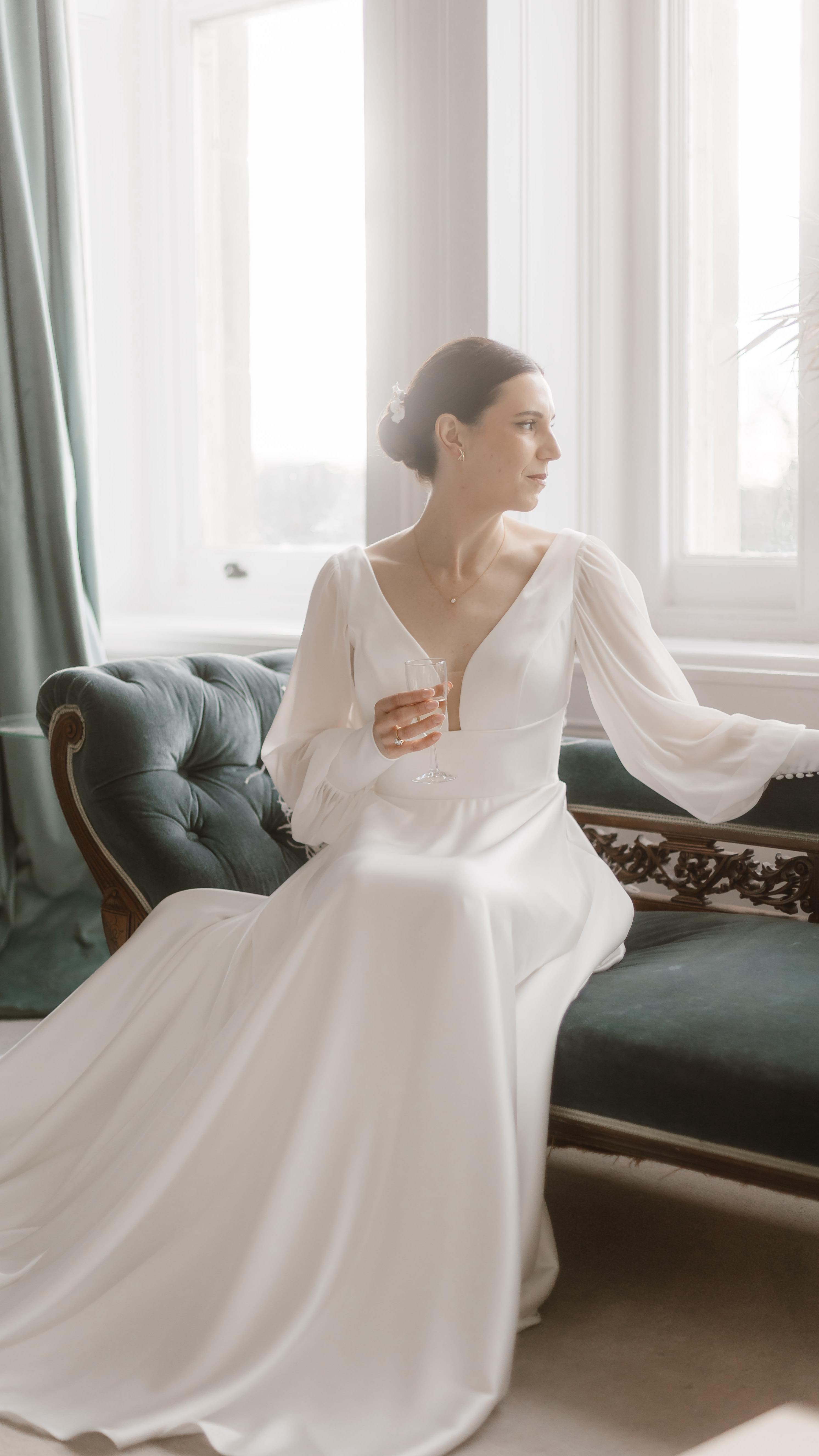 GO IZZY GO HARPREET GO!
So much fun putting together this little teaser for Isabelle and Harpreets feature film. What a day. What a dancefloor.
Drop me a DM if you’d like to add a hybrid video element to your photography!
Also big thank you to @thetanmangram for some of his drone footage from their day at the incredible @berwick_house
Photographer: @amyrosedeffley
Venue: @berwick_house
Dress: @tdrbridalbirmingham
Planner: @shropshireweddingsevents
MUA: @sarahseven
Hair: @efghair
Caterers: @mahirsexperience
Cake: @pontbakery
DJ: @djsat_paradigm
Flowers: @meadowlanefloraldesign
Dhol: @dholfusion_