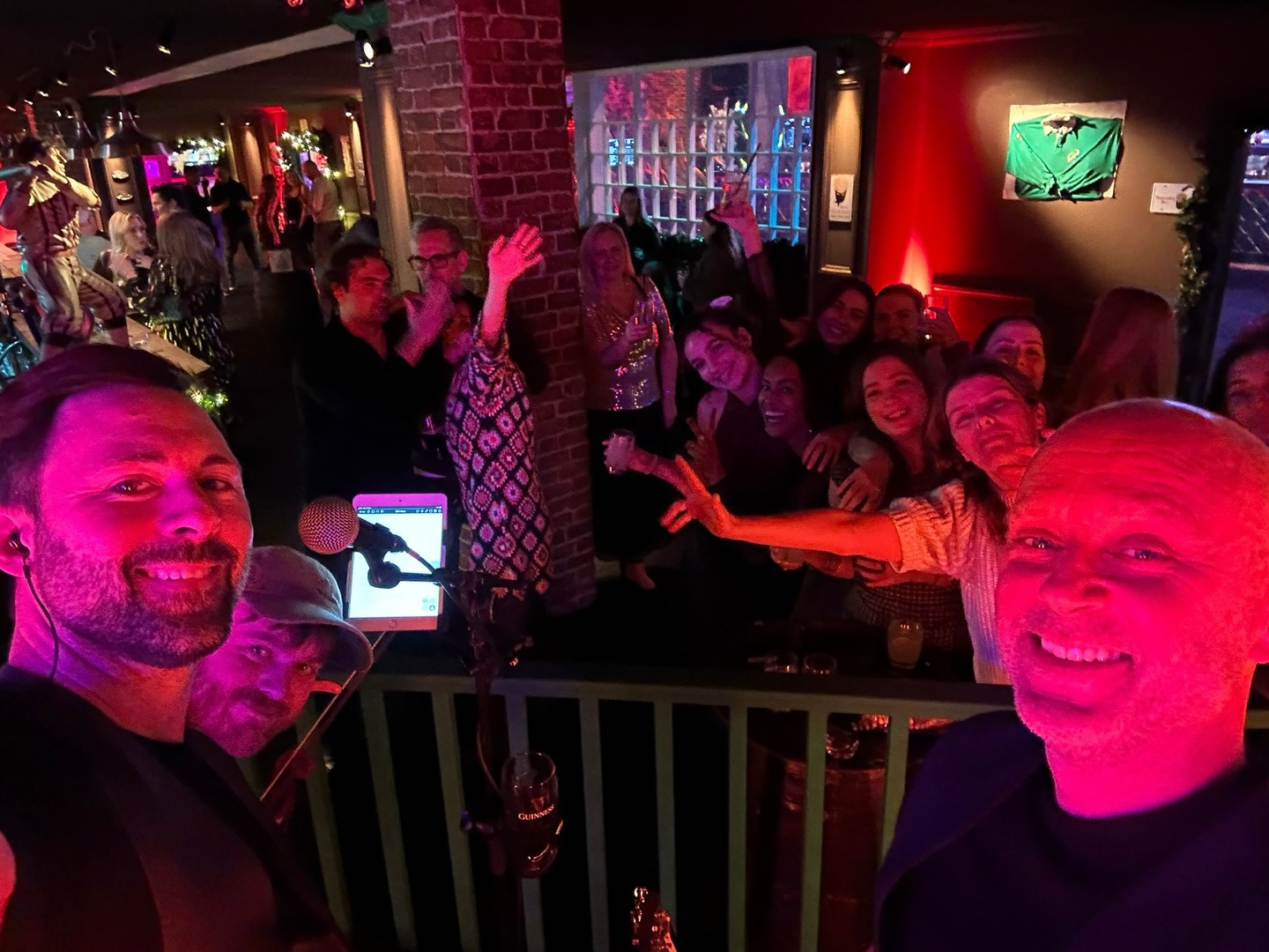 Great gig at @evolution_ldn playing for the Smart Group Christmas party. Thank you to @8raygroup @martyndrabik @roger_quilter @jarredwhitedrums @tristanevansgtr and Tom Moore 🎻