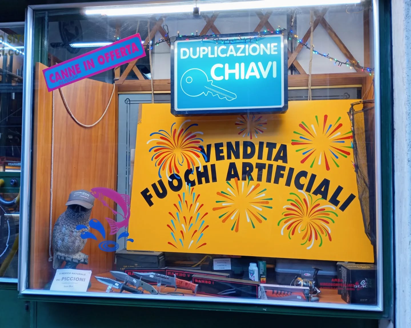 Tutto pronto per la fine dell'anno!!! Vi aspettiamo con la NS vasta gamma di fuochi artificiali, torte, razzi, petardi e fumogeni!!! Passa a trovarci! A Dicembre aperti anche la domenica!!!
#fuochiartificiali #fuochidartificio #torte #spettacolipirotecnici #spettacoli #finedellanno #31dicembre #2026 #2025 #nottedisansilvestro #capodanno2026 #natale2025 #buonnatale #buonanno #annonuovo #pirotecnica #pirotecnici #fuochi #31 #bustoarsizio #armeriameschieri #festa #petardi #botti