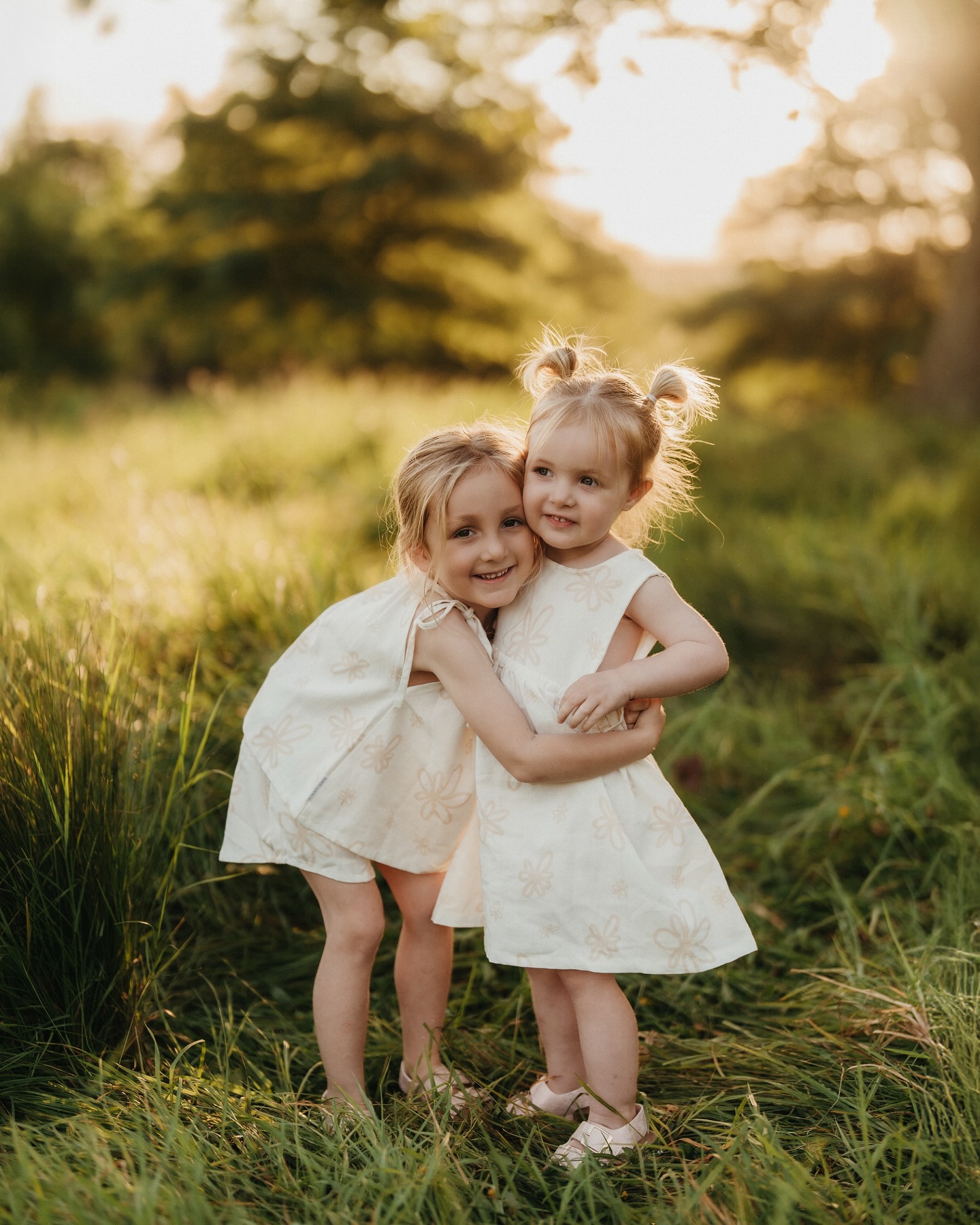 Just a few moments from one of my recent sunset mini sessions ✨
You, me, and 15 minutes is all we need to capture your beautiful family in this season
My next round will be held in March so keep an eye out if you’d love to snap up a spot.