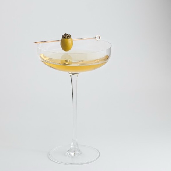 An icon for the festive season.
Caviar meets cocktail. Caviar martini. 🍸
Celebrate New Year’s Eve with us. 💫
On 31st of December we’re open 12:00-01.00.
#finlandiacaviar #cocktail #helsinkirestaurants