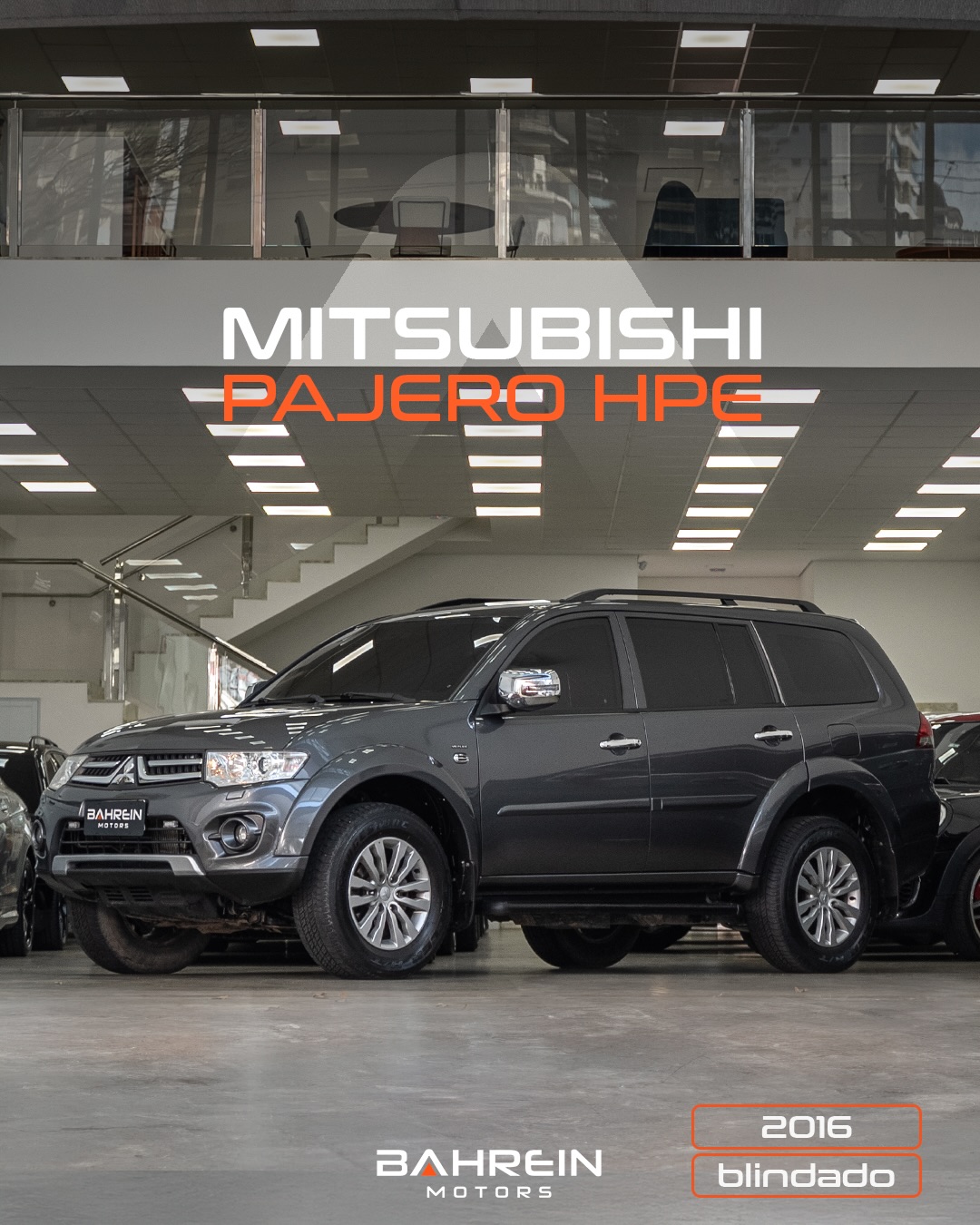 A Pajero HPE é daqueles SUVs que não se limitam a um único cenário: ela encara o dia a dia da cidade com a mesma confiança que enfrenta uma estrada de terra no fim de semana. O motor V6 3.5 de 205cv, aliado à tração integral, garante força e estabilidade em qualquer terreno, sem perder o conforto de um câmbio automático suave.
Por dentro, ela mostra por que é considerada completa. Os sete lugares oferecem versatilidade para a família inteira ou amigos, e com a configuração de cinco assentos o porta-malas salta para 450 litros, espaço de sobra para viagens maiores. O ar-condicionado automático, banco do motorista elétrico e controle de cruzeiro reforçam a proposta de praticidade e comodidade em cada trajeto.
Além de tudo, essa unidade já vem blindada BSS e vidros PG, unindo robustez a uma camada extra de segurança. Em resumo, a Pajero é a escolha de quem busca uma SUV confiável, espaçosa e preparada para qualquer situação, da rotina urbana às aventuras fora do asfalto.
Mitsubishi Pajero HPE
2016
Ficha técnica:
> V6 3.5 205cv
> Tração integral
> Automático de 4 marchas
> Porta-malas de 115 litros com 7 lugares
> Porta-malas de 450 litros com 5 lugares
> Banco do motorista elétrico
> Ar-condicionado automático
> Controle de cruzeiro
> 129.469km
> Flex
Blindagem BSS
Vidros PG
R$ 119.700,00
Acesse o link na bio e faça a sua proposta.
(11) 93210-3000
#bahreinmotors #mitsubishi #mitsubishipajero #pajerohpe #carrosblindados #carrosimportados #carrosdeluxo #carrosesportivos #carros #luxoautomotivo #luxurycars #sportscars