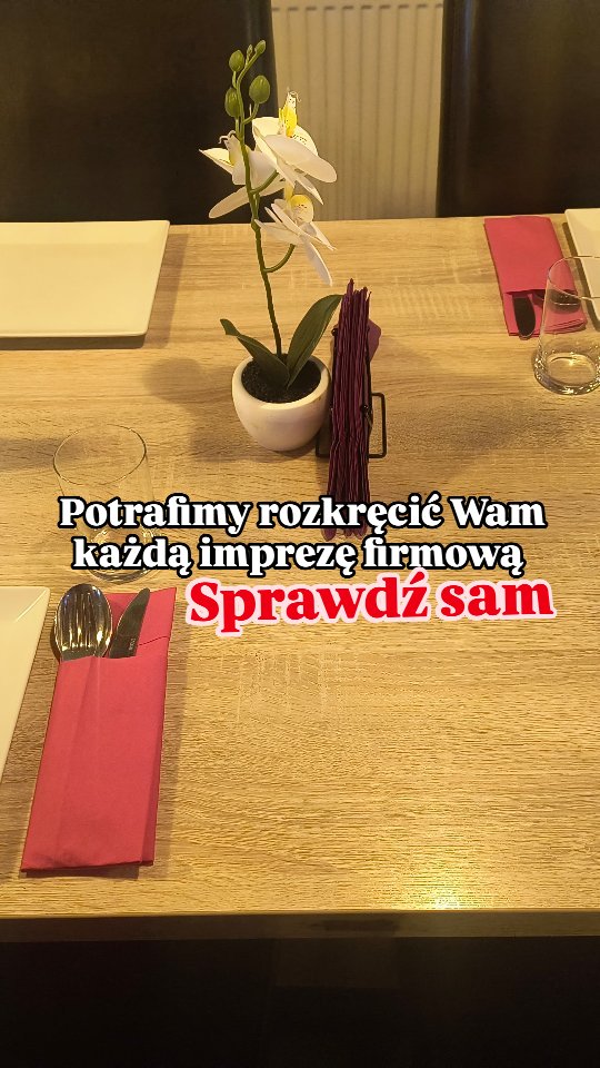 Szukasz miejsca na imprezę integracyjną?
Wigilię pracowniczą?
Urodziny lub spotkanie firmowe? 🎉
Zajmiemy się wszystkim – Wy tylko dobrze się bawicie.
Rezerwacje ➡️ wiadomość prywatna
Looking for a place for a team-building event?
A company Christmas dinner?
A birthday or corporate gathering? 🎉
We’ll take care of everything — you just enjoy the time.
Reservations ➡️ private message
#lodz #teamdinner #corporateevent #christmasdinner #birthdaycelebration