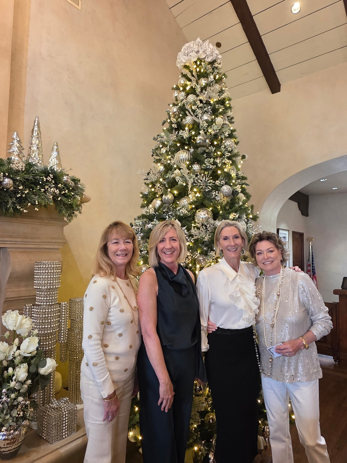 Enchanted Winter Garden✨
Our members gathered at the Virginia Country Club for our annual Holiday Luncheon yesterday, a festive afternoon of fellowship, music, and giving. Dressed in forest green, gold, silver, and winter white, the ladies brought the theme to life.
We were proud to support the Spark of Love Toy Drive, with donations collected and picked up by the Long Beach Fire Department. 🎁🚒
The afternoon included caroling, holiday piano favorites, and raffled gift baskets and centerpieces, all supporting our club’s ongoing work in the Naples community.
Thank you to Holiday Luncheon Co-Chairs Arlene Tolle and Beverly Butters and their committee for a beautiful event. 🌲✨