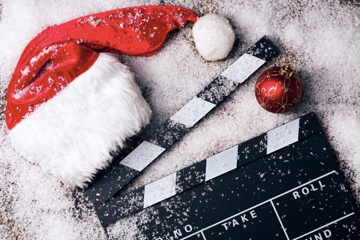 🎬 Cozy Christmas Cinema Reminder
Just a little reminder from us at @pitymeinn that The Polar Express is rolling into the pub tomorrow at 4pm.
Bring the family, snuggle into a cosy corner and enjoy all the festive magic of this Christmas classic. Hot chocolates, big smiles and that warm December glow all included.
🍪 And the fun keeps going
Right after the film we are hosting our gingerbread house building competition. Sticky fingers, giggles and creative chaos. A perfect winter afternoon for the whole family.
🎄 Cosy vibes
✨ Festive magic
🎅 Family fun from start to finish
We cannot wait to welcome you in.
#CornishInns #PitymeInn #ChristmasCinema #FamilyTime #FestiveMagic #Olyagingerbread #RockCornwall