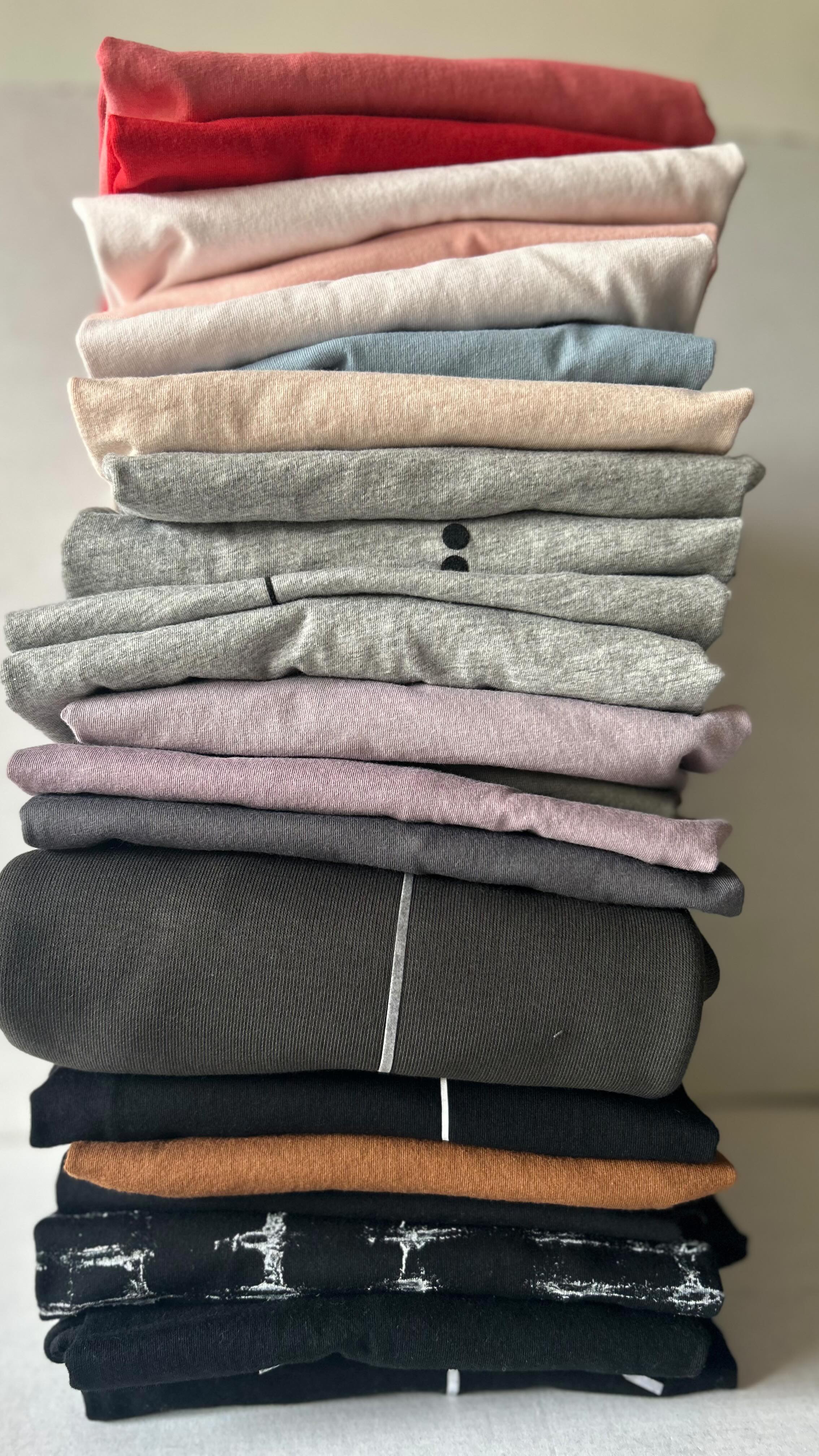 Piling Up your Orders 🩷⬆️🩷