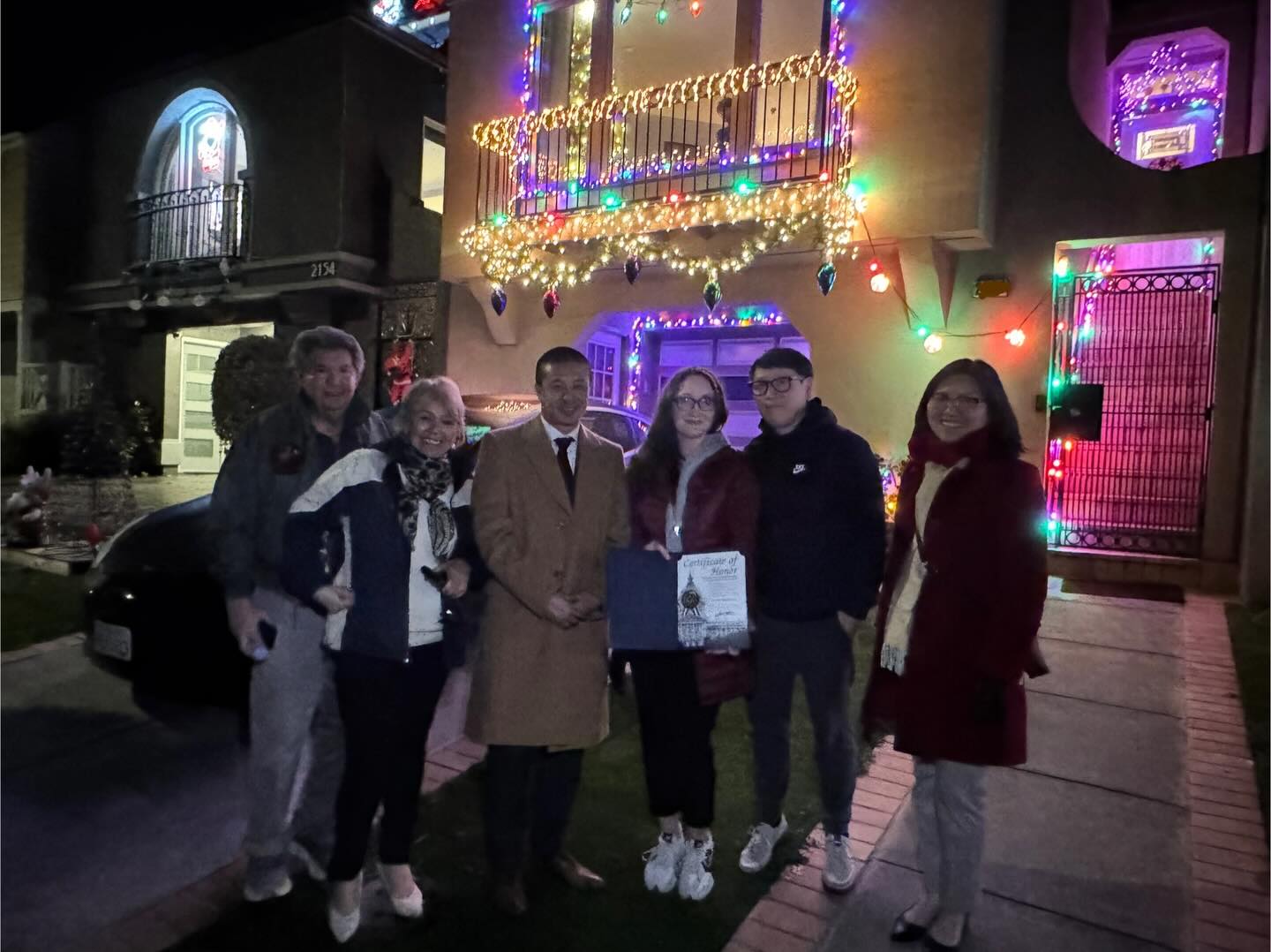 Congratulations to Danica and her family, our Holiday Lights contest winners! We're grateful for your role in spreading holiday joy with neighbors. ##savesunsetblvd #savesunsetboulevard @alanwongsf