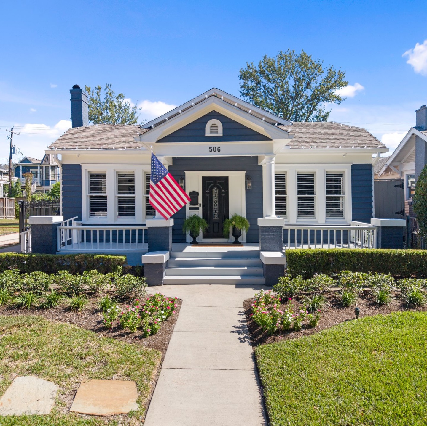 ▪️OFF MARKET IN THE HEIGHTS▪️Did you know that some of the best listings in the Heights are not publicly listed? 🤫 Take a few sneak peeks at our latest off market offering, a fully restored 1920’s bungalow dripping with designer details on an oversized 7,500 sf lot WITH an income producing garage apartment. 👏 Ideally situated on one of the Height’s most iconic streets. 📍Perfectly priced UNDER $1M! Send us a DM 📥 for all the exclusive details! ✨
#houstonheights #houstonheightsrealestate #houstonheightshomes