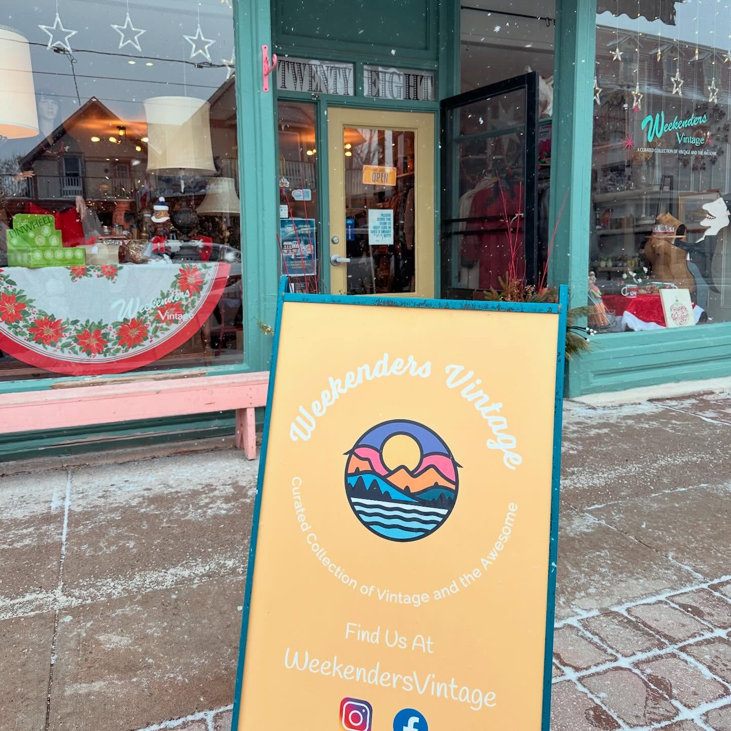 What a beautiful day to visit Warkworth.
We’re open today 11-4 for any last minute holiday shopping. Or if you’re just looking for a little treat for yourself 🛍️