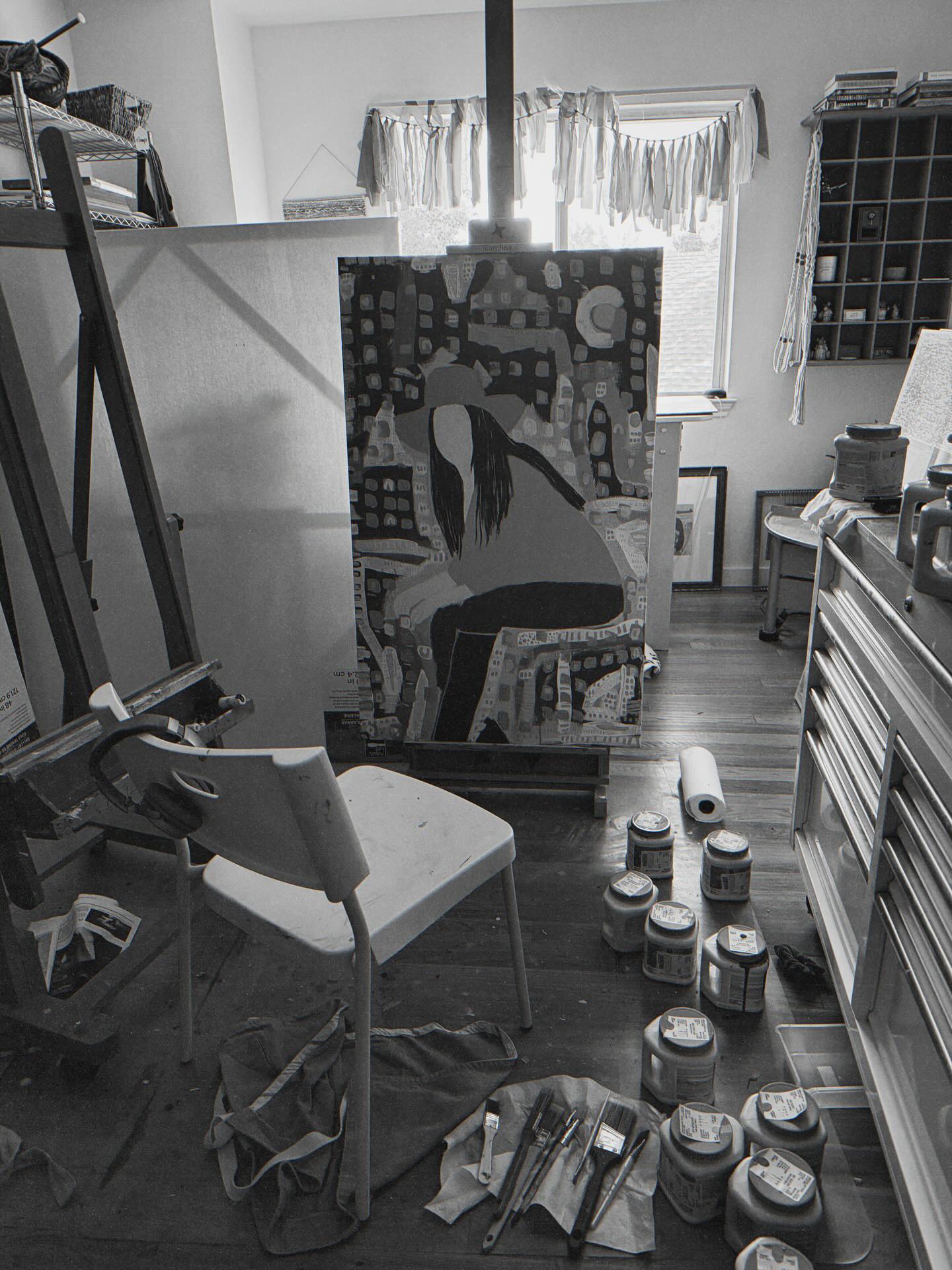 Today's studio vibe. 🫶🏻