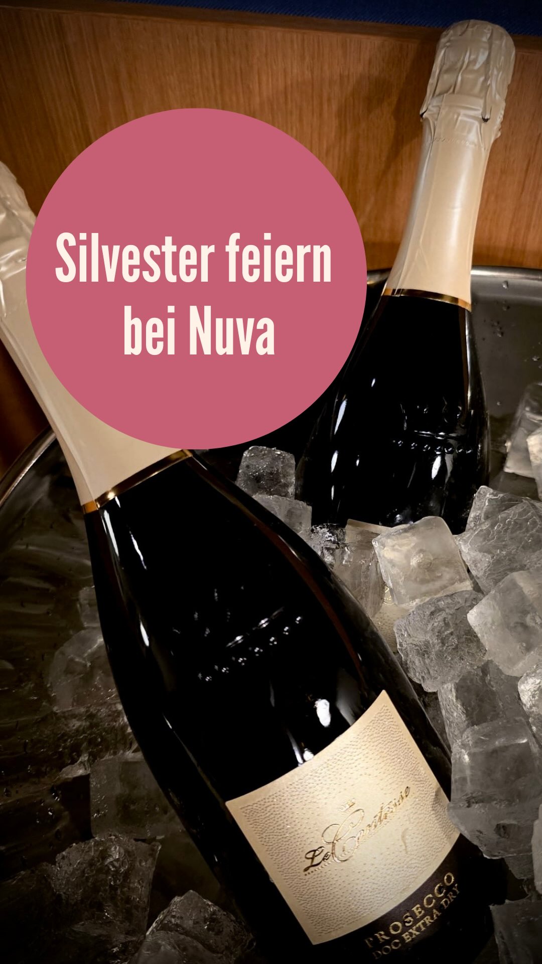 ✨ Was tun an Silvester?
Ganz einfach: Pizza essen gehen. 🍕🥂
Feiert mit uns bei Silvester bei Nuva und rutscht italienisch, entspannt und richtig lecker ins neue Jahr. 🇮🇹✨
Ob mit Freunden, Familie oder Lieblingsmenschen – bei uns wird geteilt, angestoßen und genossen.
Unser Silvester-Menü:
🥂 Aperitif zum Start
🍽 3-Gänge-Menü
– Antipasti
– Pizza Sharing (teilen erlaubt 😉)
– Hausgemachtes Tiramisu
🍷 Getränke inklusive: Wein, Bier, Softdrinks & Wasser
✨ 79 € pro Person – alles inklusive ✨
👉 Alle Reservierungszeiten findet ihr über den Link in unserer Bio.
Sichert euch euren Tisch und feiert mit uns ins neue Jahr!
Let’s celebrate Italian style! 🎉🍕