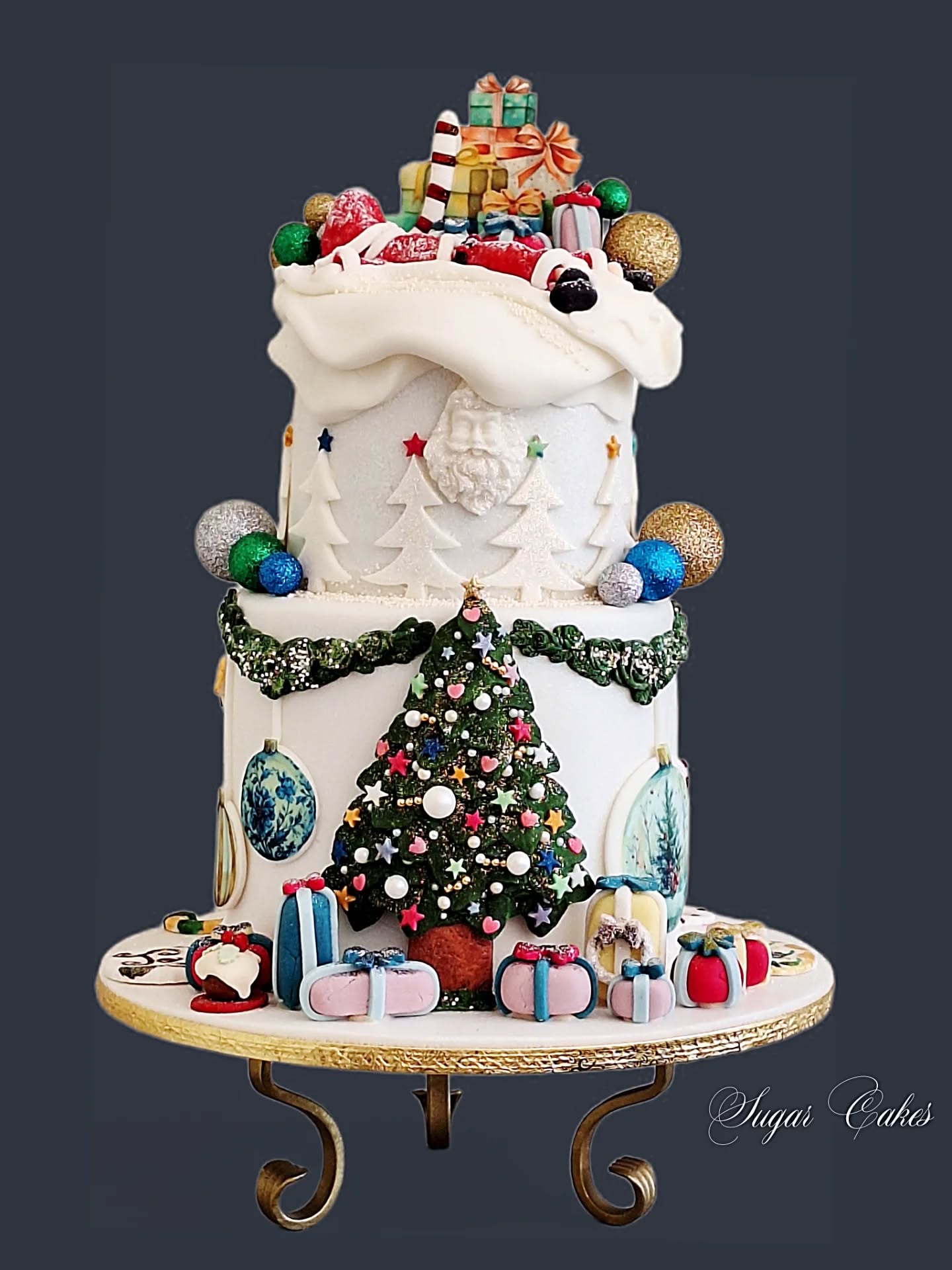 Bespoke Christmas themed cake. 💖
Have a wonderful Festive Season with a 1000 Blessings and well wishes 🎄🎄
Color range Barco 💗
#christmastime #christmasthemed #christmas #celebration #christmascakes #christmascake #festiveseason #festivevibes