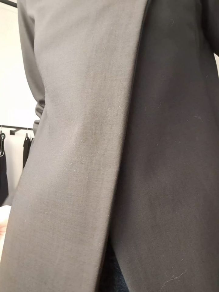 ✨️Raw-Cut Belts: The Power of Texture.
Genuine leather in an extremely versatile accessory. A one-size design crafted to adapt perfectly over dresses or coats. Different leathers and textures to suit every occasion.✨️
#belt
#leather
#cinturainpelle
#events
#madeinitaly