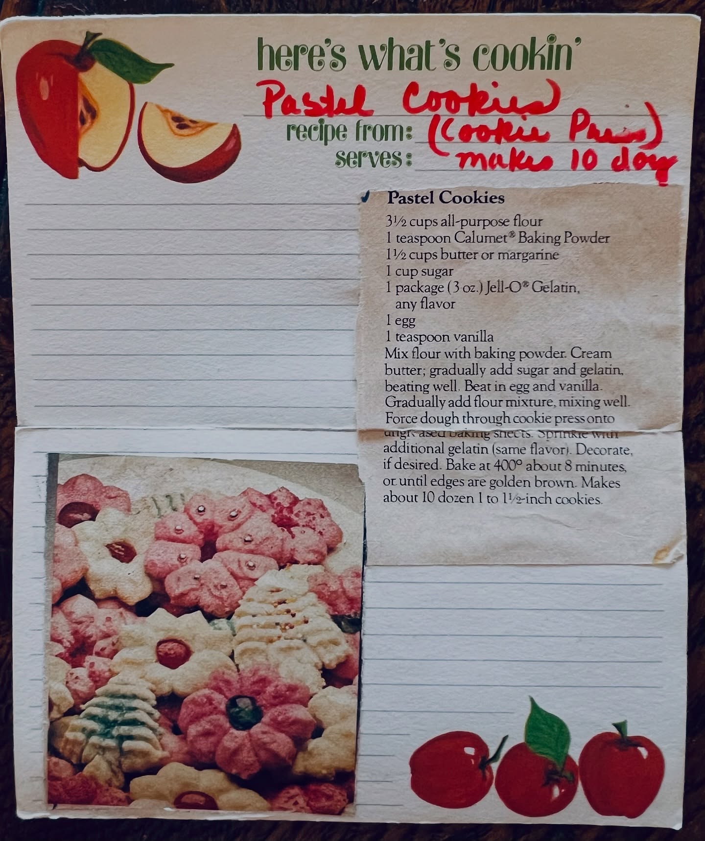 In case you wanted to pull out your cookie press, here’s some sweet little cookies that are easy. #christmascookies