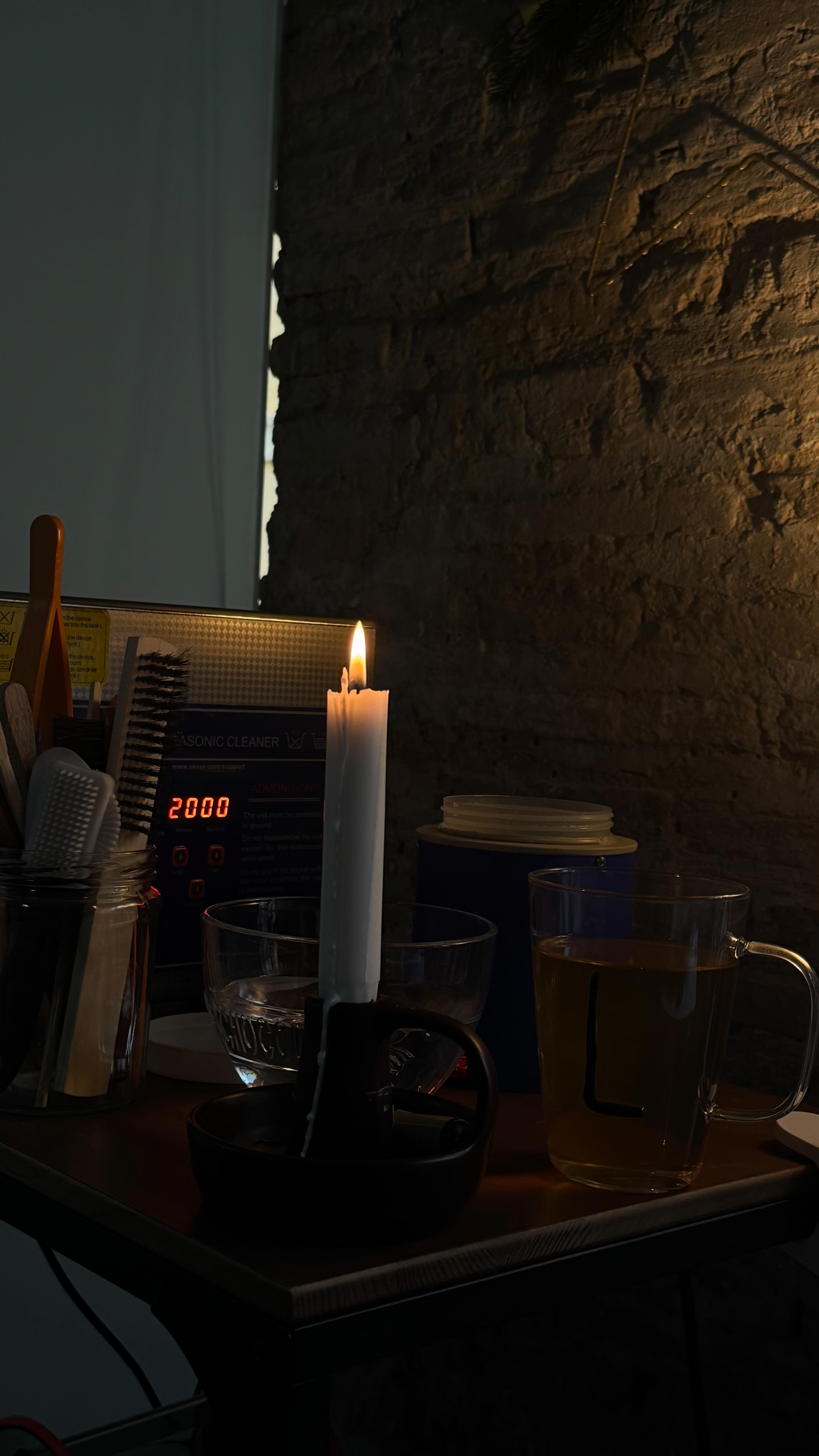 I call them tattoo rings: Filigran work look so effortless at the first sight but you have to work very careful, it took me a while to find the right way hammering them. They tought me to learn when to stop. In the end I love the result, they melt into my quiet companions for every day. #silversmith