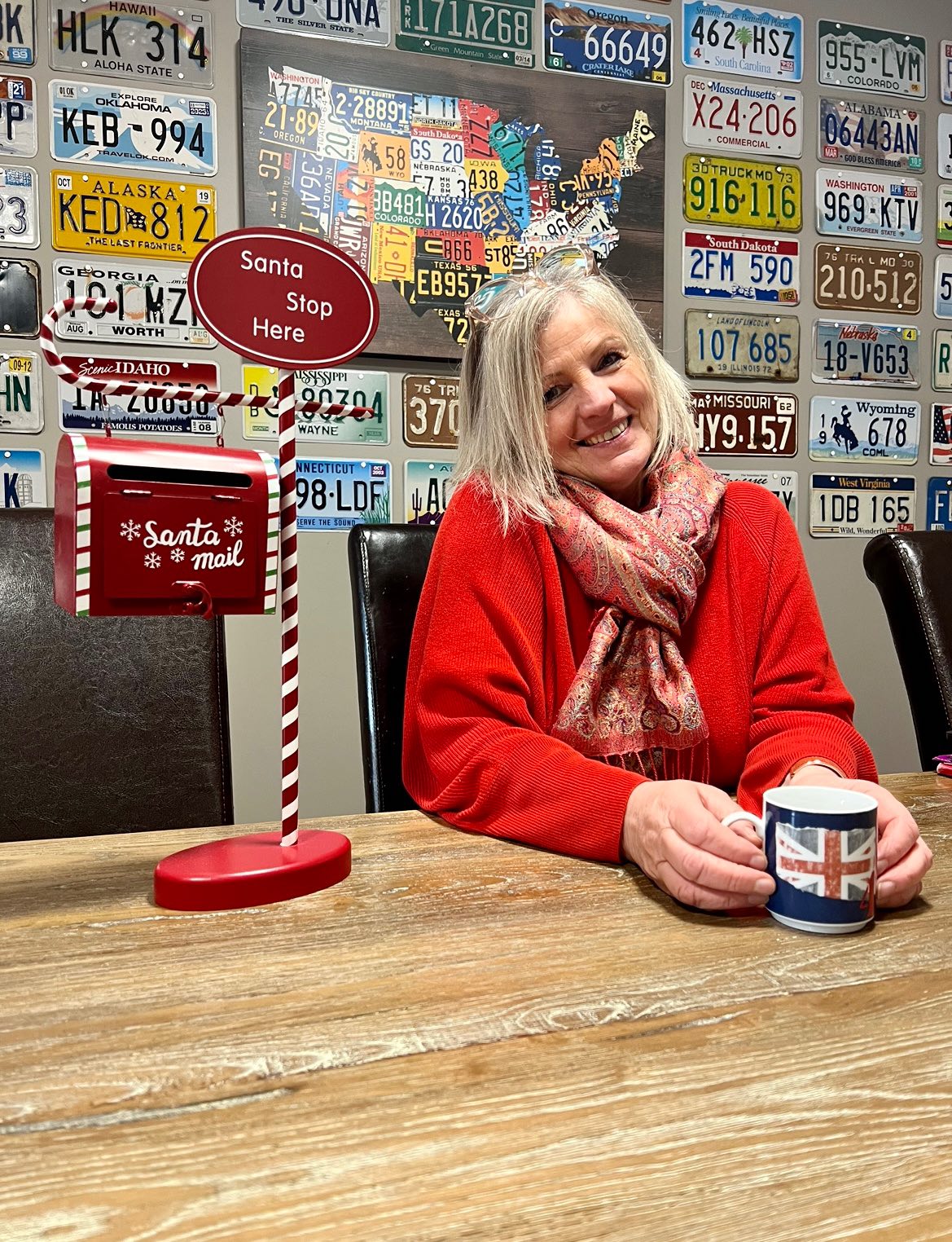 🎅 Wishing you a very merry Christmas filled with love and a healthy and happy New Year 🎄✨
Enjoy this beautiful holiday season !
Thank you so much to all my clients for their amazing support this year 🥰
#centredeformation #formationanglais #anglaispourtous #anglaisenligne #englishteacher CoursAnglais noel2025