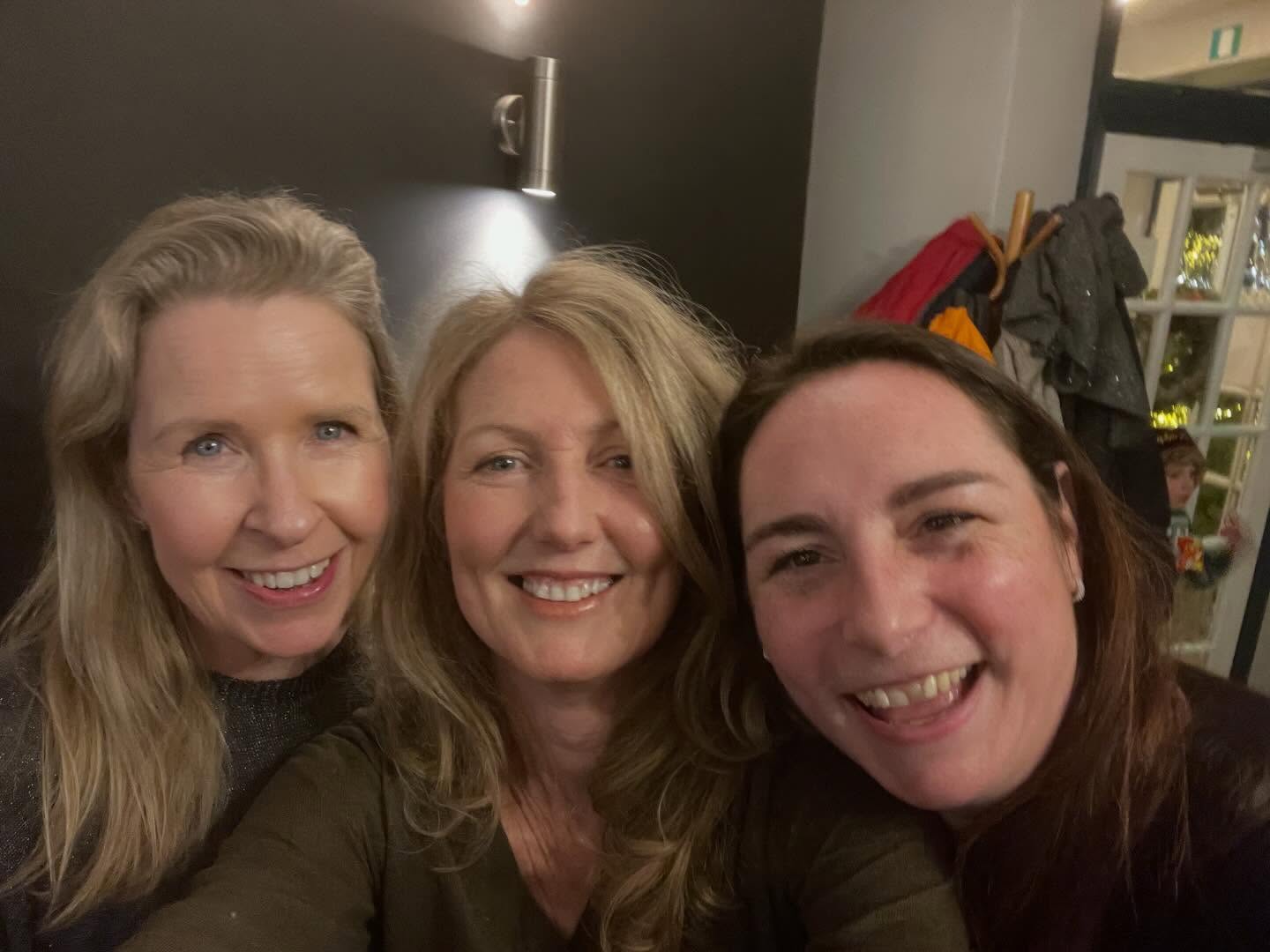 Well, the festivities have started here in the Cotswolds… 🥂🍾
I wish all of my gorgeous friends a wonderful Christmas. 🥰
I have my beautiful family staying with me for a few days over Christmas - 3 adults, 5 children, and me. Sadly, just one missing - my Danny, who’s in Australia.
They will wreck my house, eat all my food, drink all of my booze, and leave me with loads of washing - and I will love every minute of it!
Much love to you all, and a very Happy Christmas! 🎄 xx