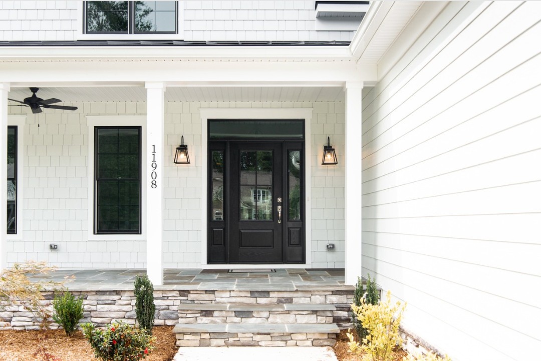 Every detail matters—experience superior craftsmanship with Simply Home.