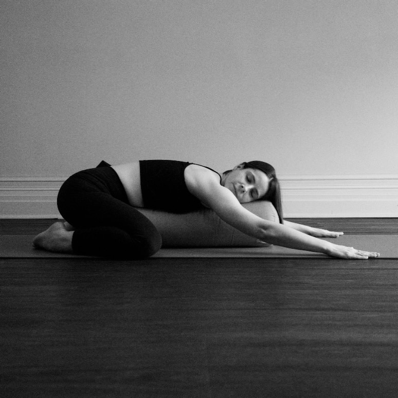 🕯️ Happy Winter Solstice ❄️
I hope you’re able to take a little time to turn inward today. To slow the body down. To breathe a bit deeper.
The start of winter begins, but also the return of the light as the days get longer from here on out. And what a sunny day it is ☀️ !
A favourite reading :
By Parker J. Palmer — Winter Solstice Reflection
“The Winter Solstice reminds us of this paradox:
In the midst of winter’s darkness comes the promise of more light.
But instead of rushing to meet it, we’re invited to stay still for a while,
to sit with the darkness, to let it teach us what we need to know.
We need to honor the darkness, not as the opposite of light,
but as a companion, a teacher.
There is much we can learn when we embrace it:
Stillness, reflection, patience, acceptance.
In the quiet of the longest night,
we are reminded that transformation happens slowly,
that the seeds of light and growth
are planted in the fertile soil of the unknown.”
.
.
.
.
.
@candice.ferreira 📸
.
.
#WinterSolstice #SeasonalLiving #YogaPhilosophy #MindfulWinter #RestIsProductive TorontoWellness