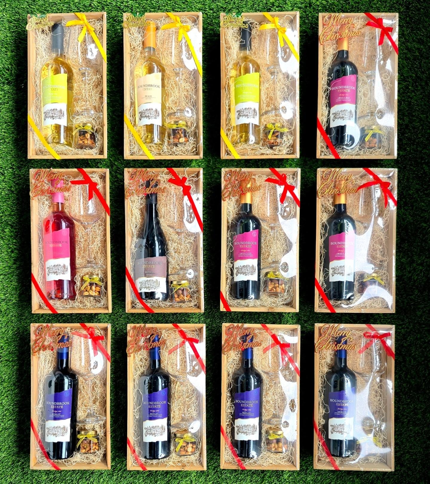 Red wine or white 🍷 🥂? Only at @nkwholesale 94c Old Hope Road. What's under your tree this season🎄?
#nkwholesale #wineforchristmas #lifekonectgifts