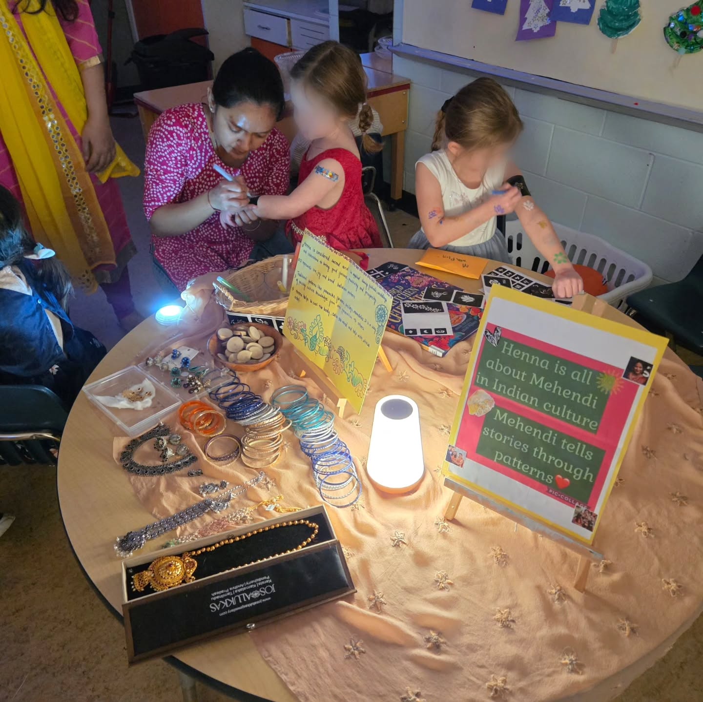 As the darkness grows longer and the days grow shorter, we choose to connect and celebrate together. We share who we are and what we love with one another. We choose to see the beauty in our differences and to celebrate them. When we honour these differences, we show children that connection lives in the spaces in between.
"From the vibrant colours and fireworks of Diwali, the Hindu festival celebrating the triumph of light over darkness, to the warm glow of the Hanukkah menorah, where each candle is a symbol of perseverance and faith. From the delicate floating lanterns of Loy Krathong in Thailand, released onto rivers as acts of letting go and inviting renewal, to the twinkling festive lights of Eid, illuminating streets and homes with joy and gratitude, each of these celebrations of light speaks to the same truth: In the darkness, we can create our own light to illuminate our path." (Festivals of Light and traditions for dark times - https://www.theclearspace.co.uk/blog/bringing-in-the-light)
#happyholidays #light #celebration #community #childcare