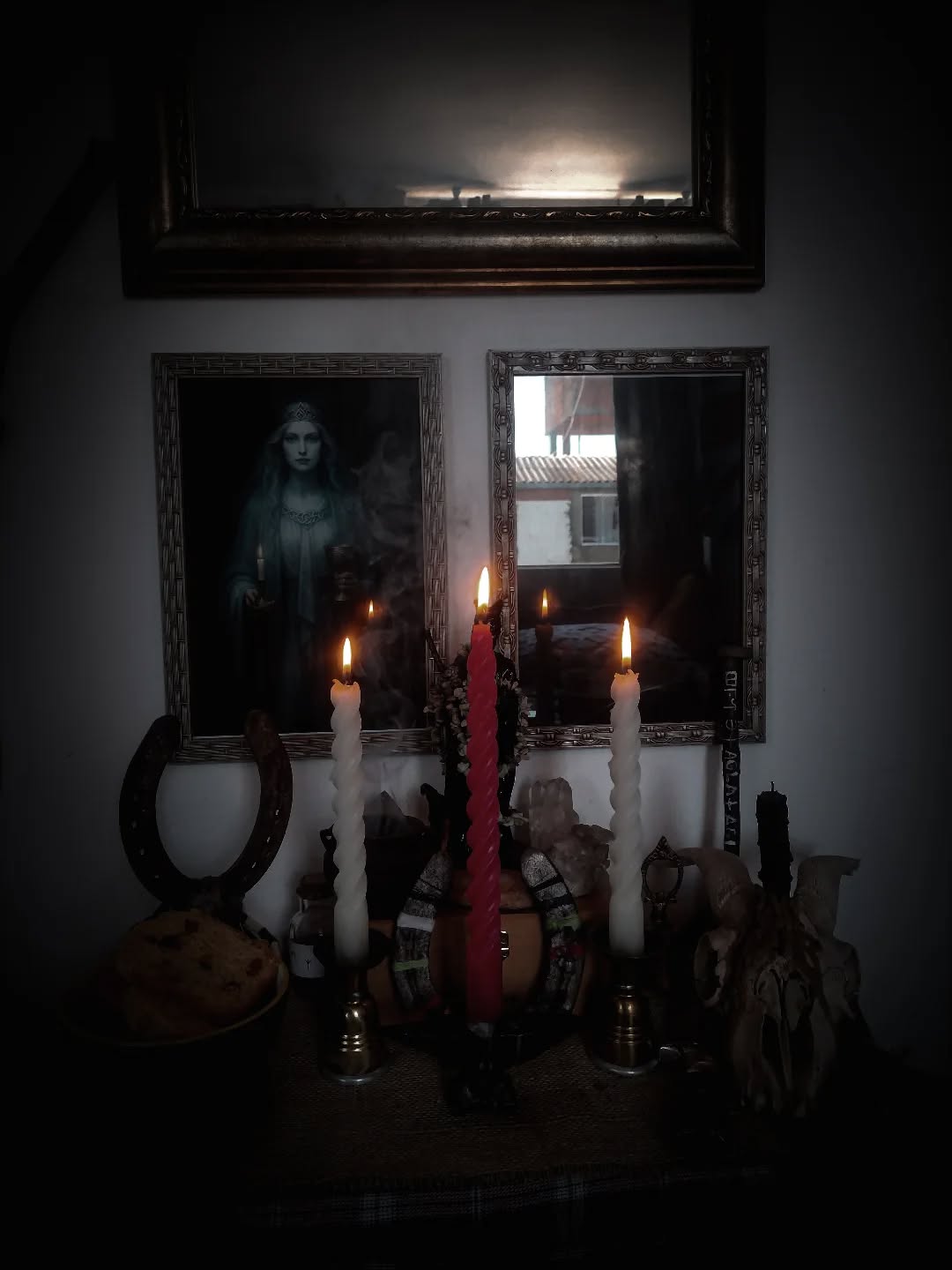 A Chama do solstício de verão.
Golowan.
#golowan #solstice #tradwitch