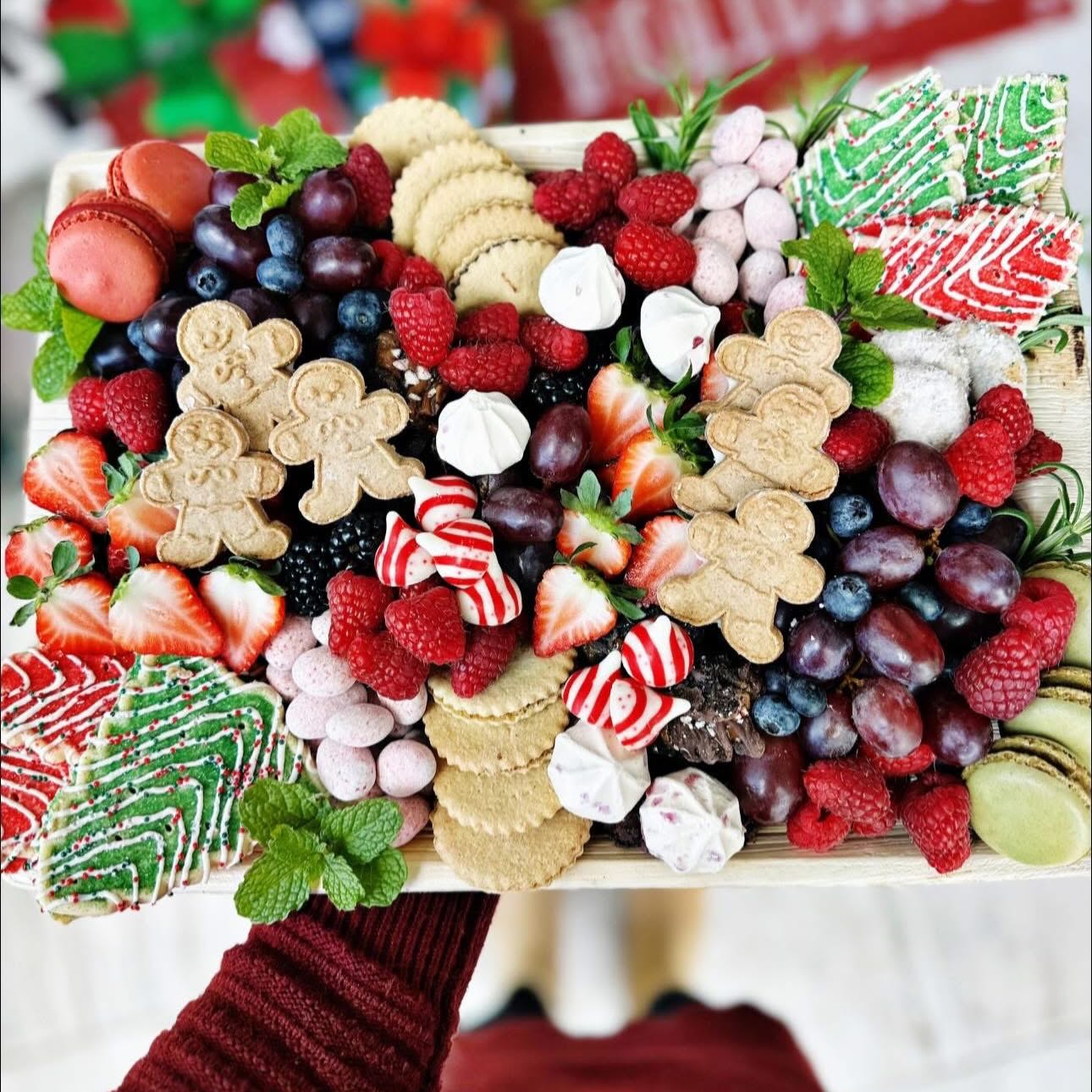 Holiday carbs don’t count 🍫 🎄