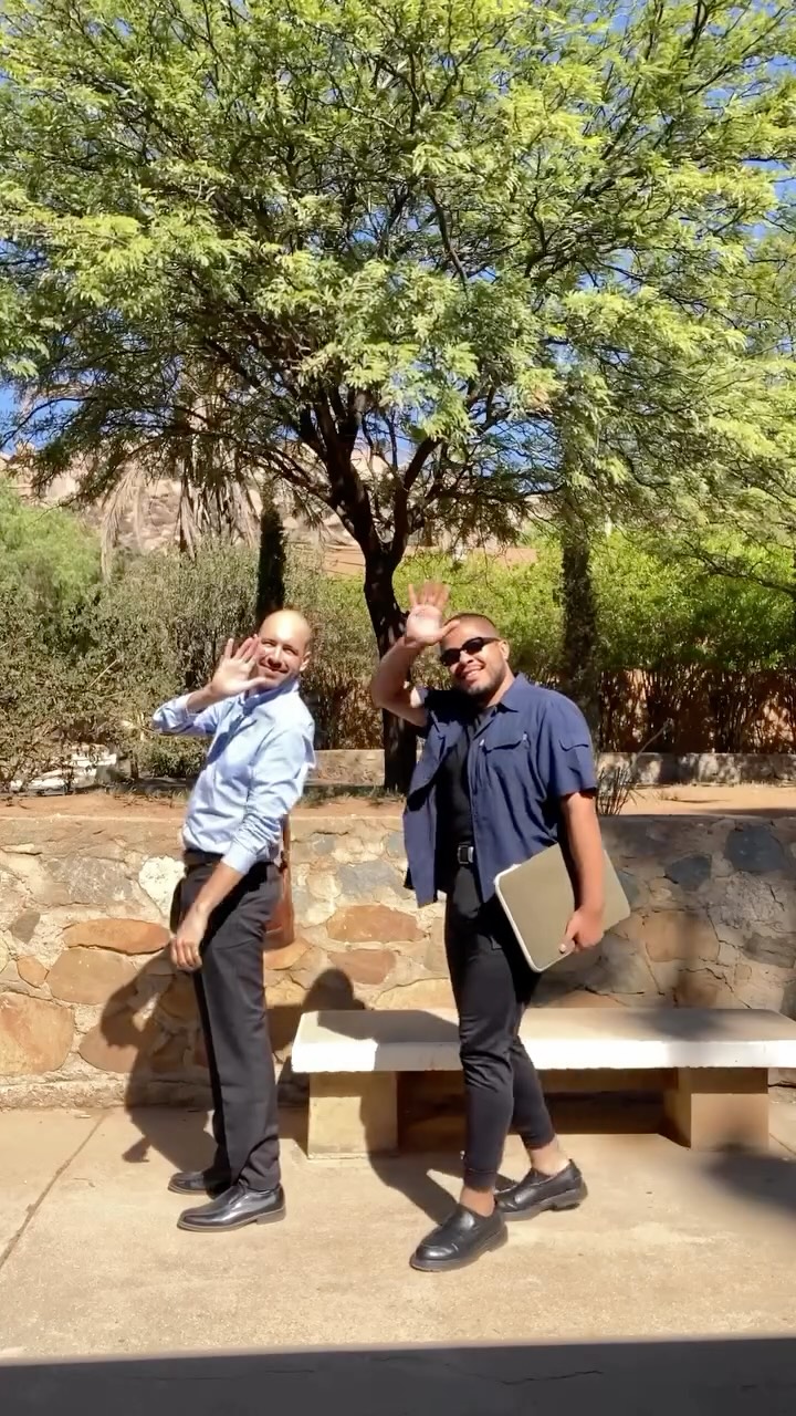 Concluimos oficialmente nuestro primer semestre de maestría 👨🏼🎓👨🏽🎓 Solo tres semestres más, una tesis y su defensa por delante… 💪🏼💪🏽 Porque, incluso mientras estudiamos, damos clases en la licenciatura y traducimos, seguimos elevando el nivel para quienes confían en nuestro trabajo 🫱🏻🫲🏾
📩 Contáctanos para más información o cotizaciones.
🇲🇽🇺🇸🇫🇷🤟🏾
* 📧 info@pragmatraducciones.com
* 🌐 www.pragmatraducciones.com
* 📱 MEX (646) 119 5458 y USA (805) 428-0689
#ensenada #interpretingservices #interpreting #Apostille #Englistranslation Spanishtranslation Professionaltranslation TranslationServices Negociosmexico Ensenadabajacalifornia EnsenadaMexico perito translator translating Certifiedtranslation Traduccionescertificadas peritotraductor peritointerprete traduccionesoficiales PragmaTraducciones workingwithpragma learningwithpragma