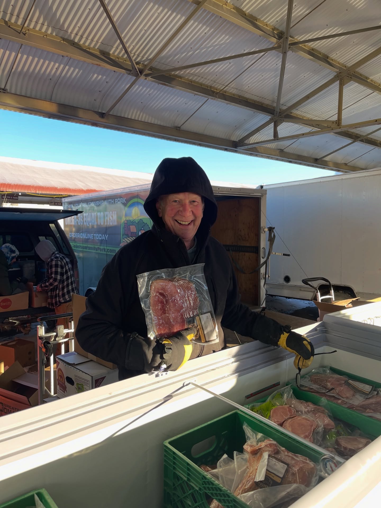When you do your last-minute holiday shopping at the market, these are the hardworking folks you’re directly supporting. Come on down before 12 today to stock up and shop!